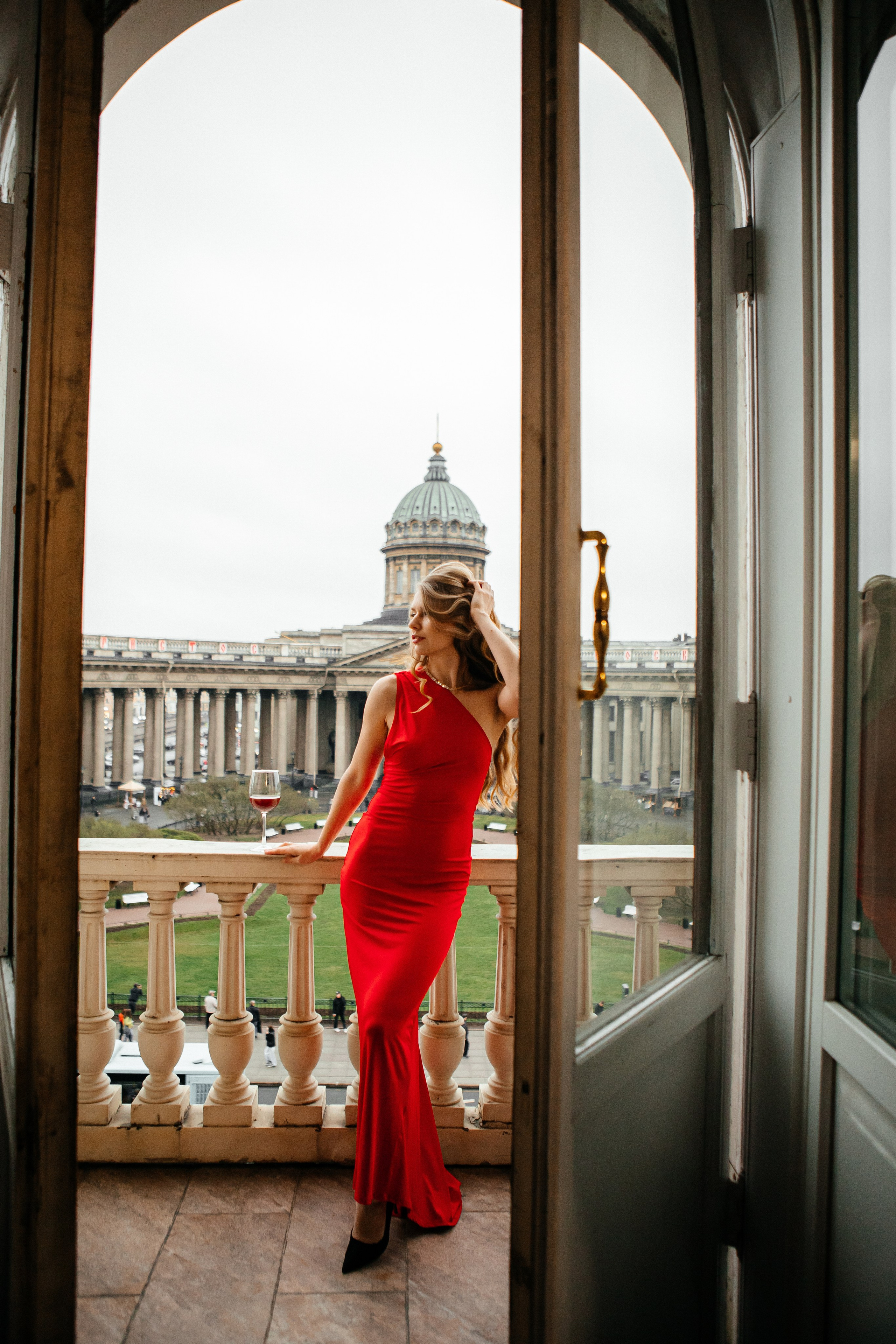 Анастасия в отеле Kempf. Elena Sova — семейный и женский фотограф в Санкт-Петербурге