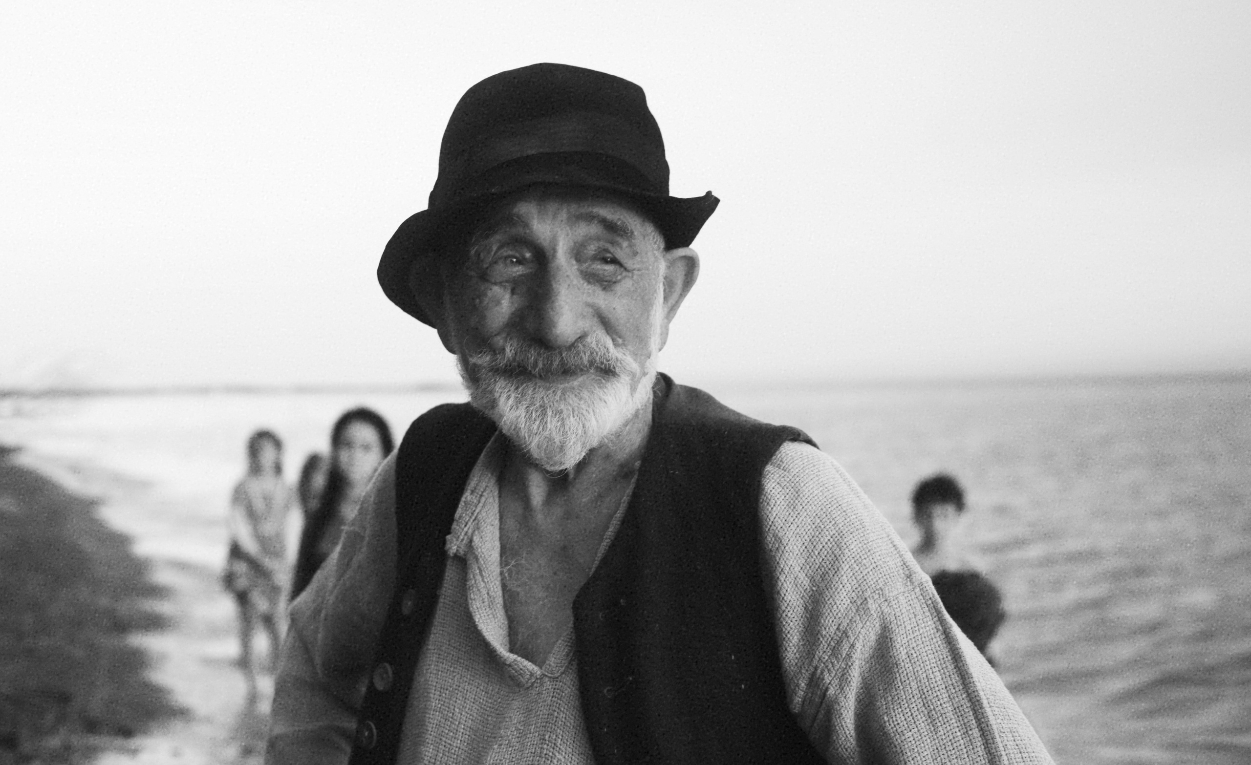 Кинематографическая съемка. Старик и дети. Ekaterina Beridze