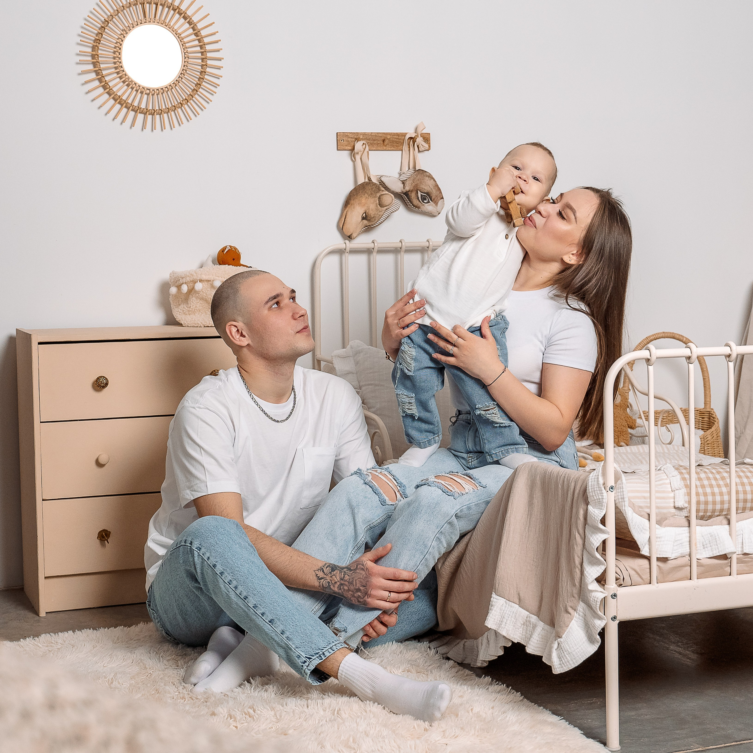 Семейная фотосессия в студии