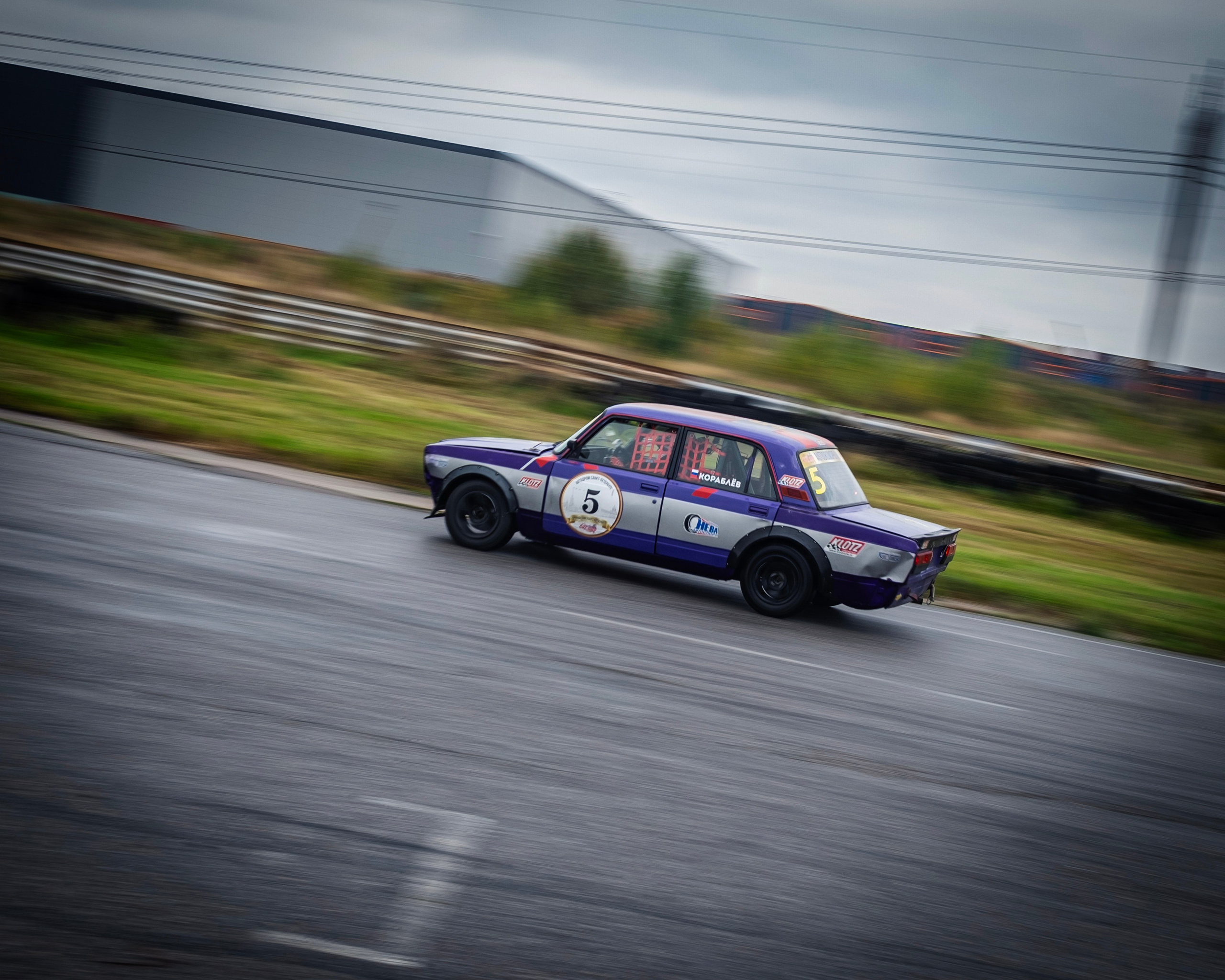 AUTODROM FEST 21.09.25. Автомобильные фотографии и рисунки в Санкт-Петербурги Пашков Дмитрий