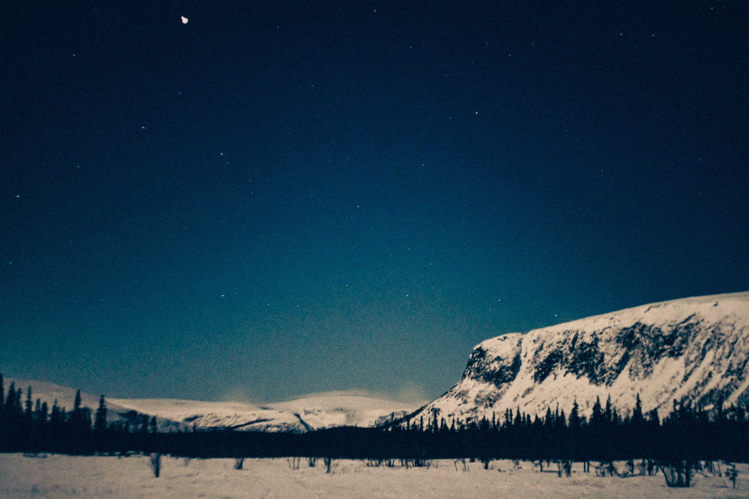 Священное озеро. Фотограф * Вячеслав Скоробогатов * Визульный Артист