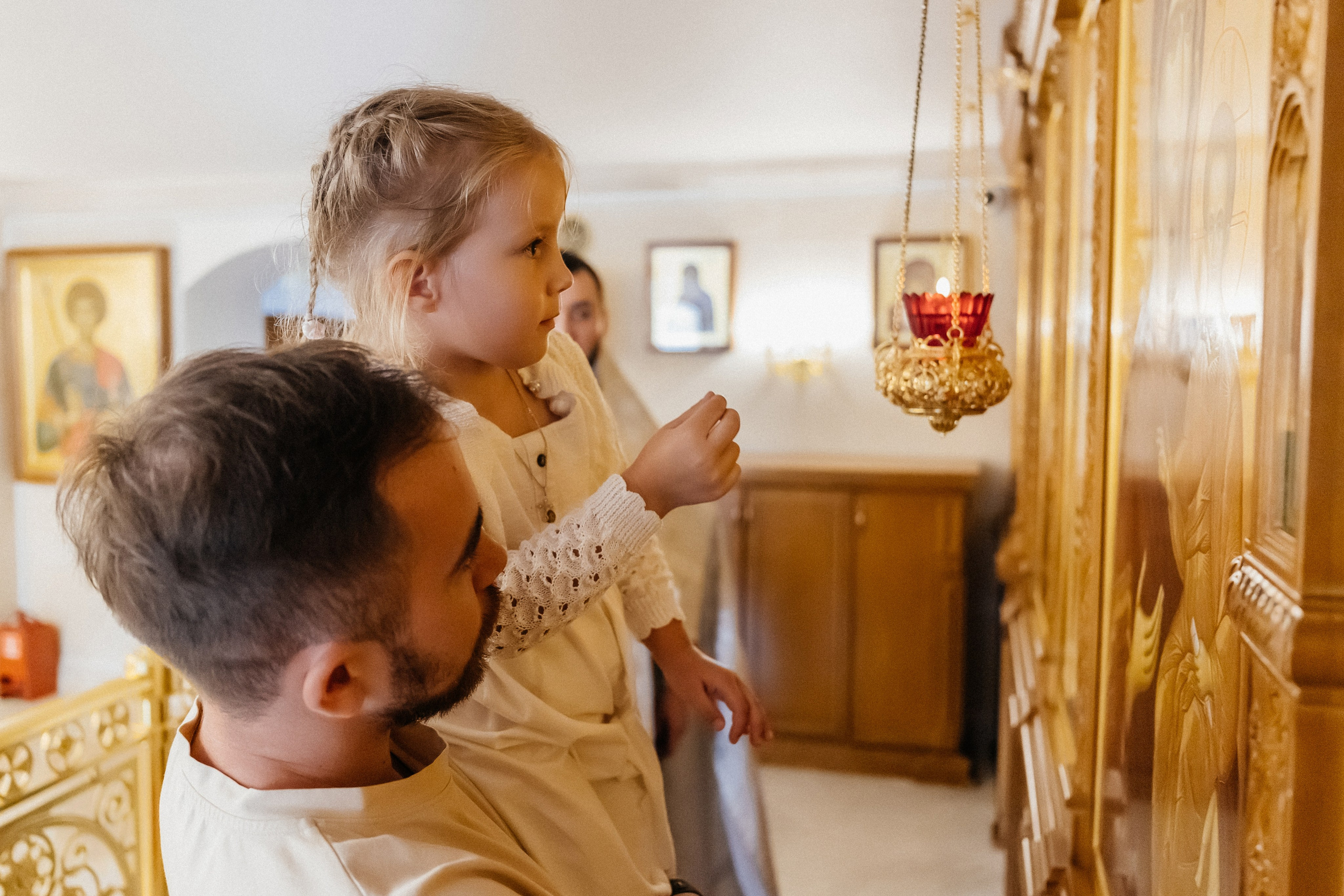 Крещение Алисы. Фотограф Кемерово | Сергей