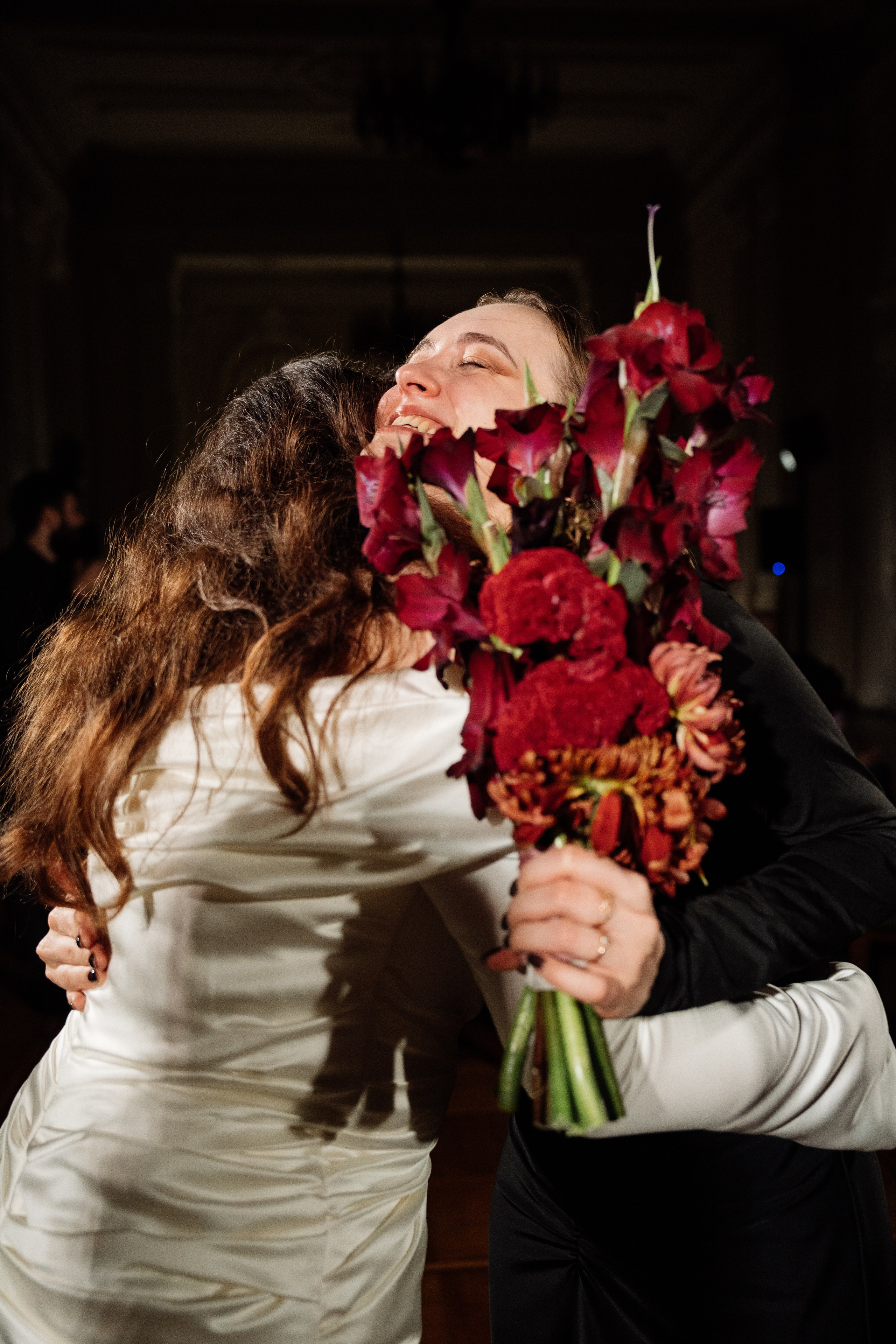 Современная свадьба во дворце. Свадебный фотограф организатор в Санкт-Петербурге Ассоль Опарина