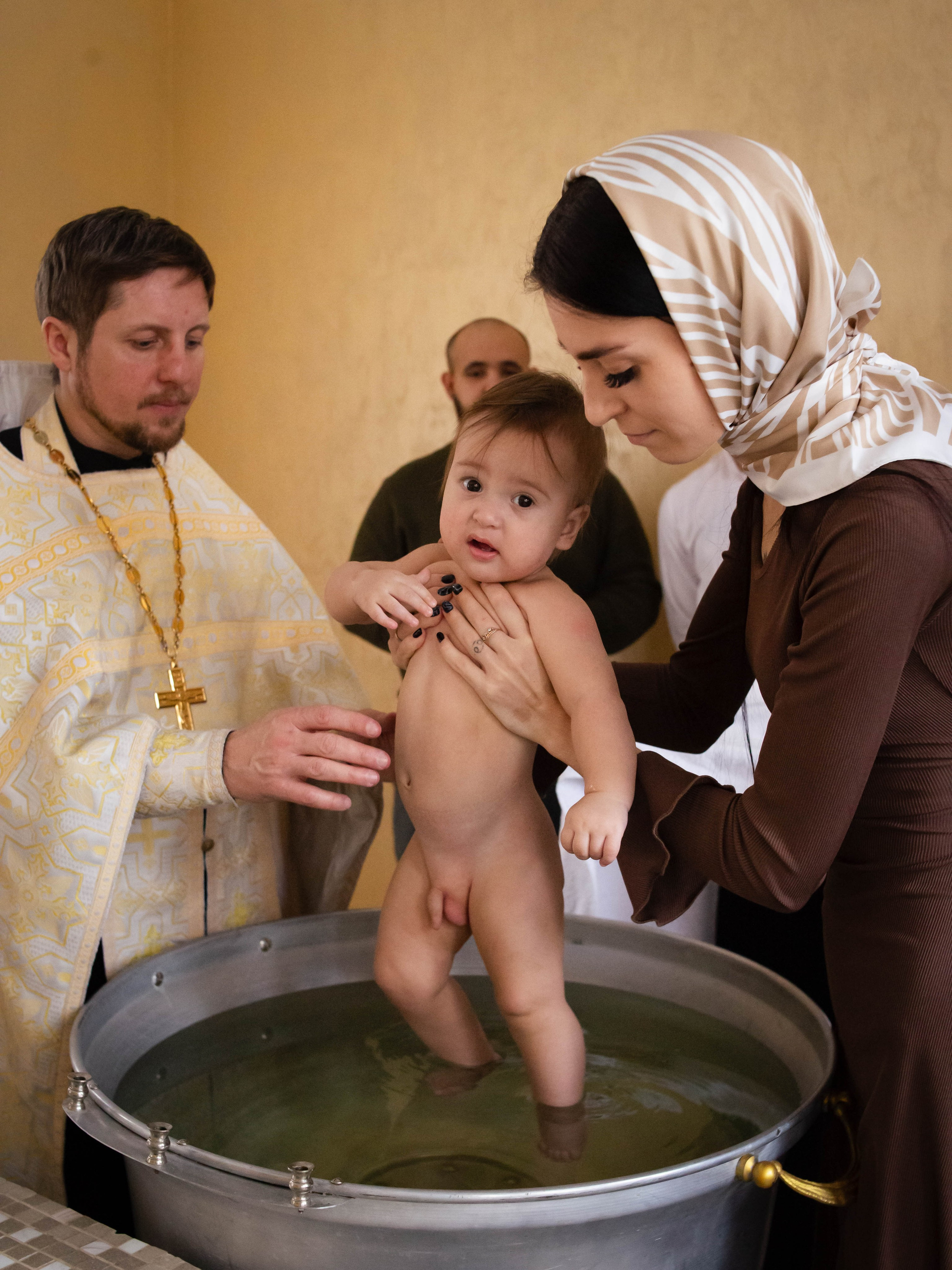Крещение Эмира. Семейный фотограф Софи Симакова в Волгограде и Волжском