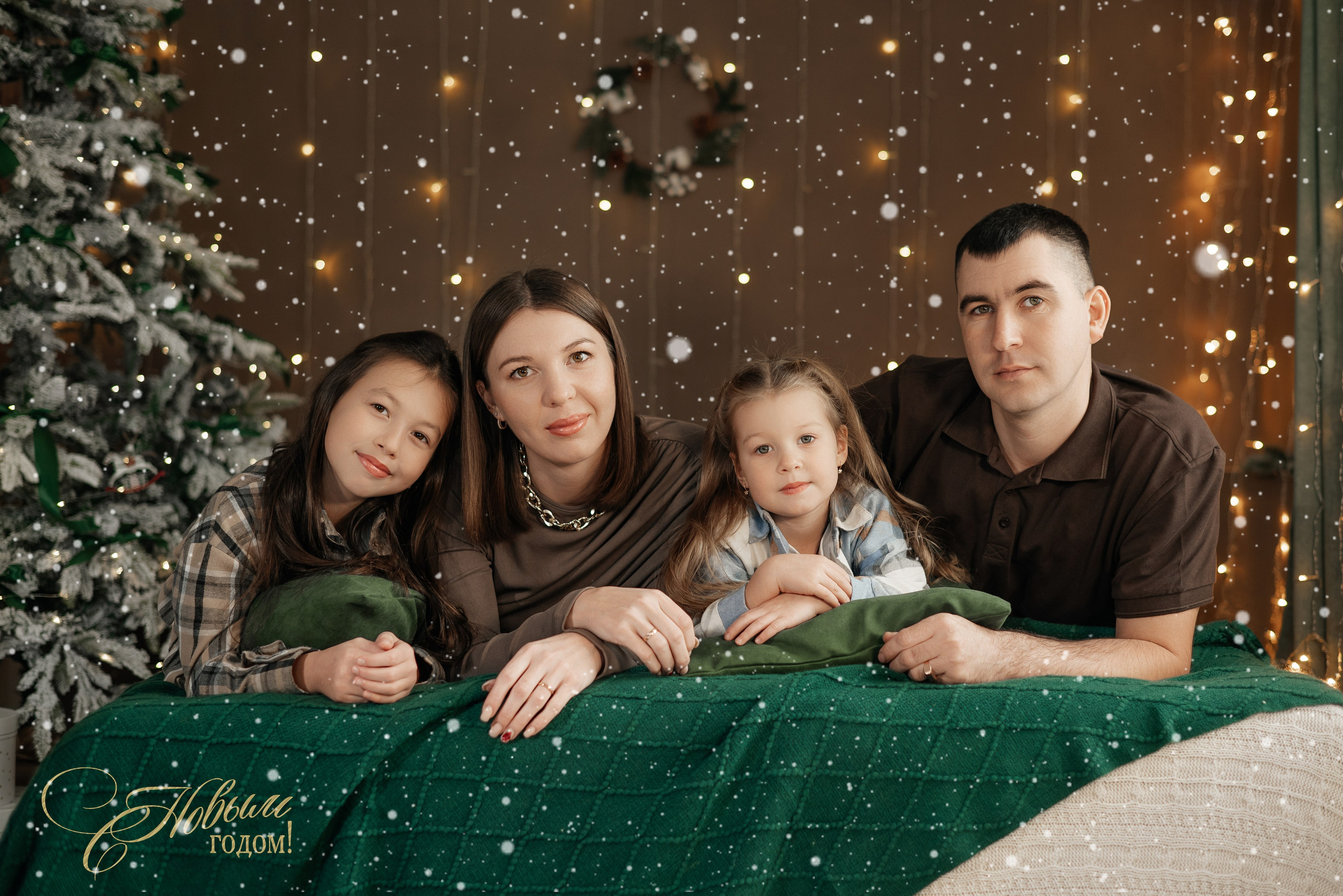 Интерьерная в студии. Свадебный, семейный и школьный фотограф в Бийске Ксения Мамаева