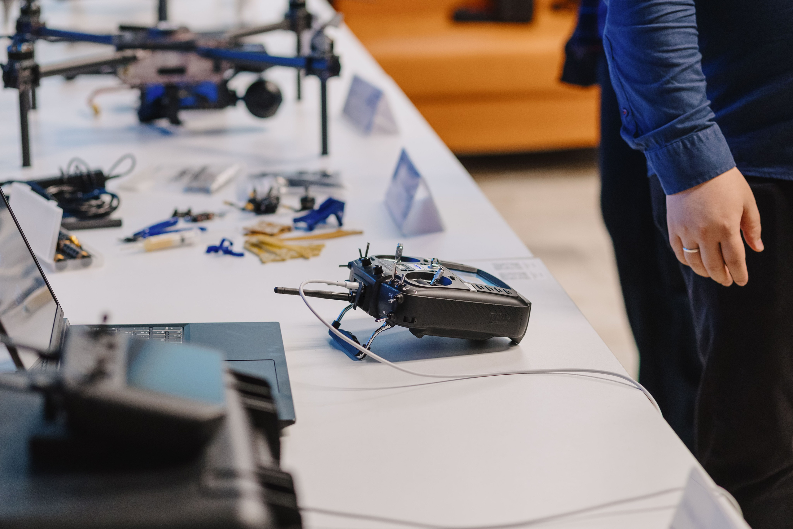 Конференция по БАС на базе МАИ. Фотограф в Москве Дмитрий Емельянов