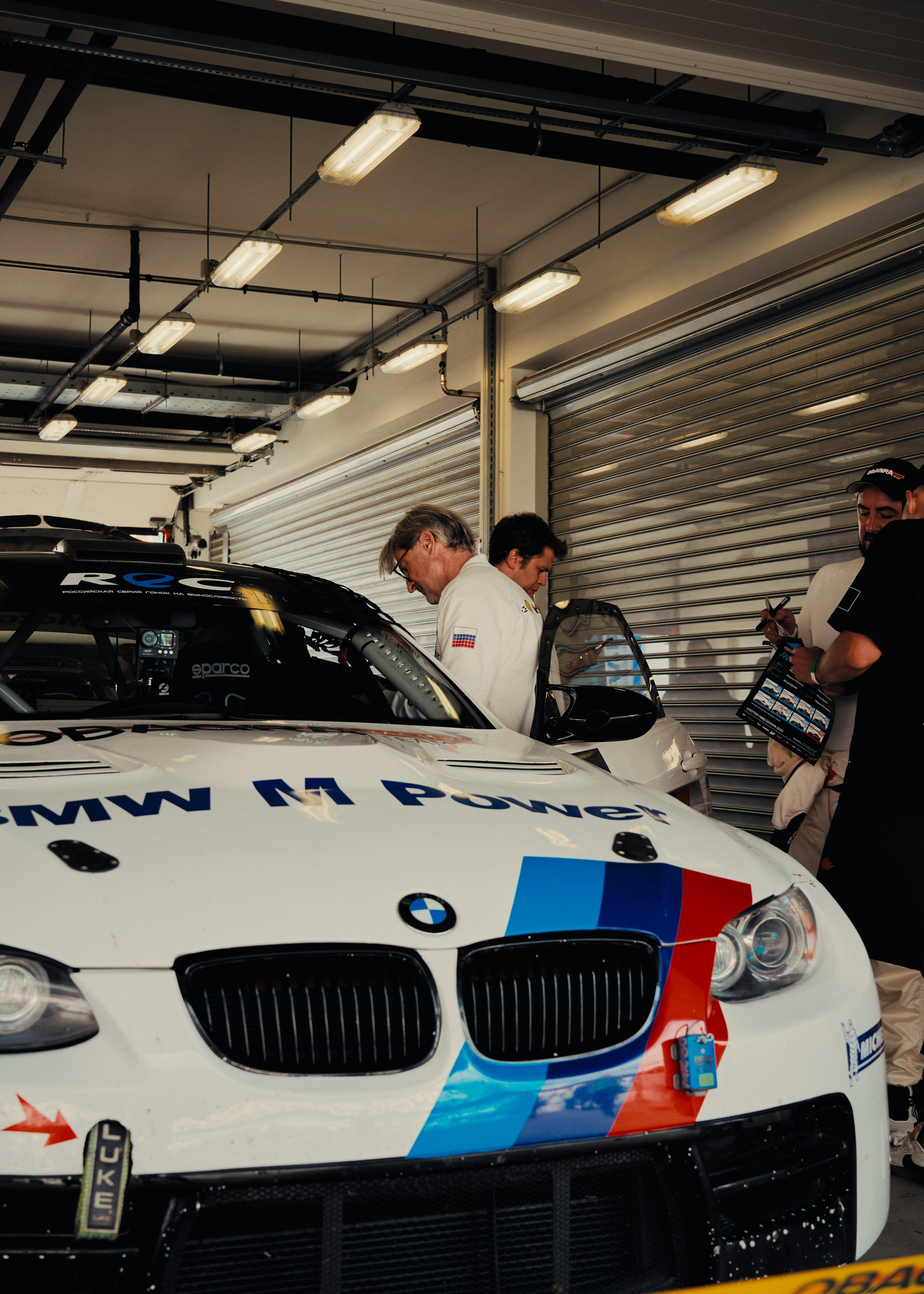 REC 2025. Автомобильный и коммерческий фотограф Москва