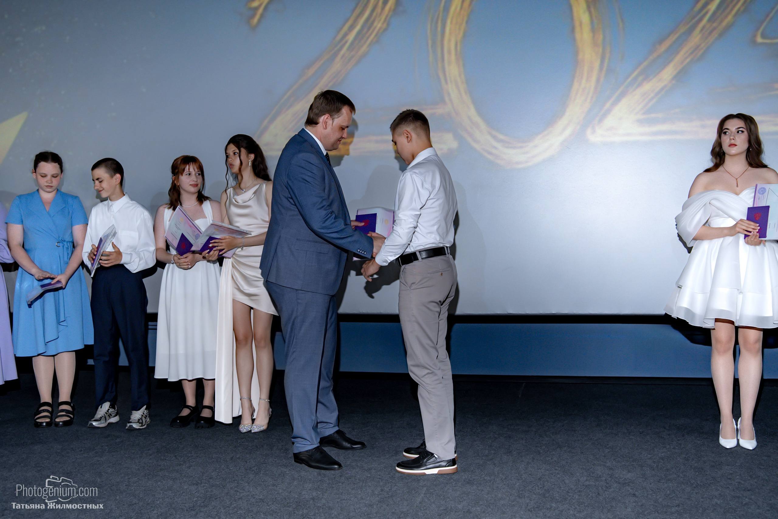 Выпускной 9"Д» класс школа № 35. Фотограф Нижний Новгород Татьяна Кейод