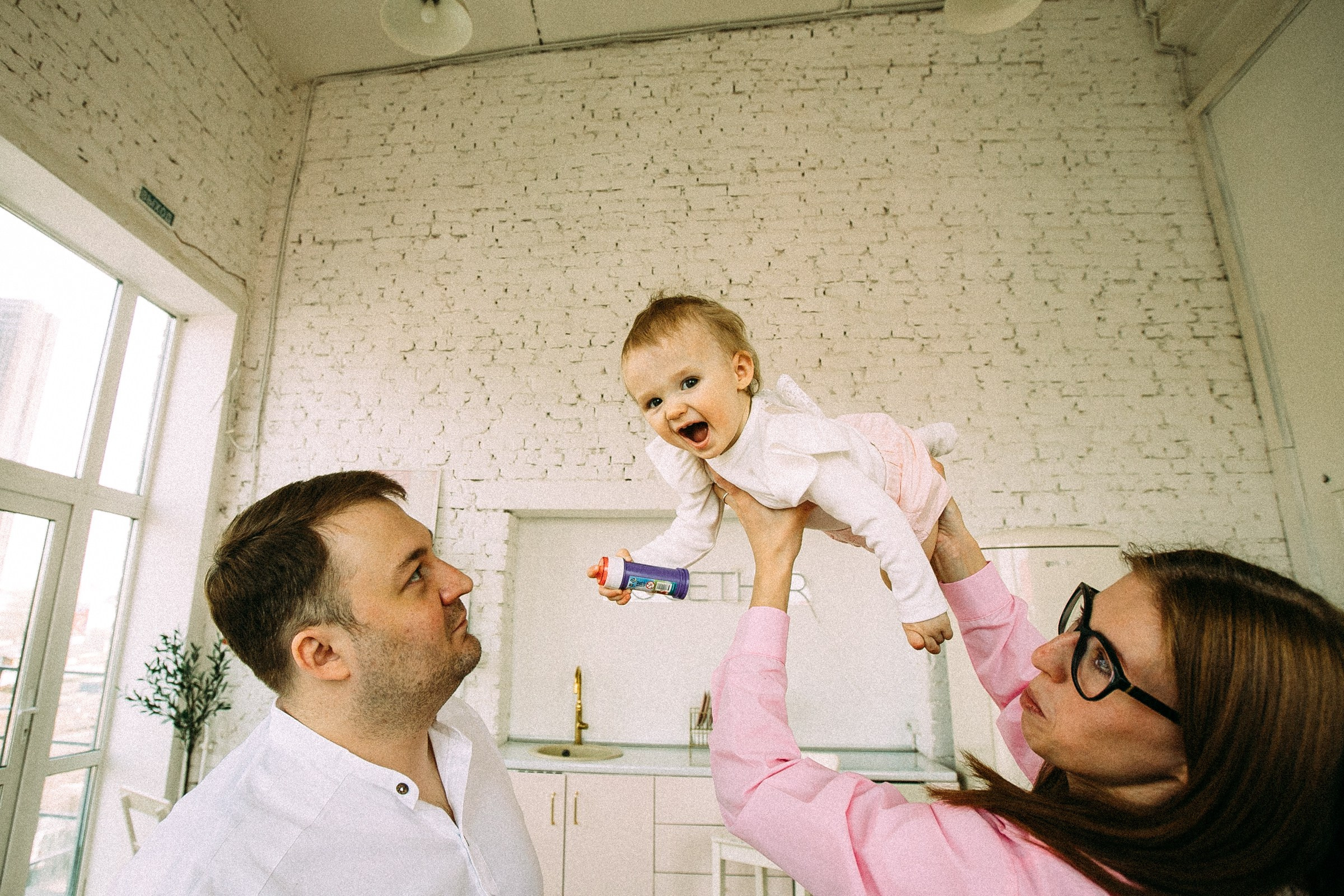 Маша и родители. Женский и репортажный фотограф Москва Натали Смирнова