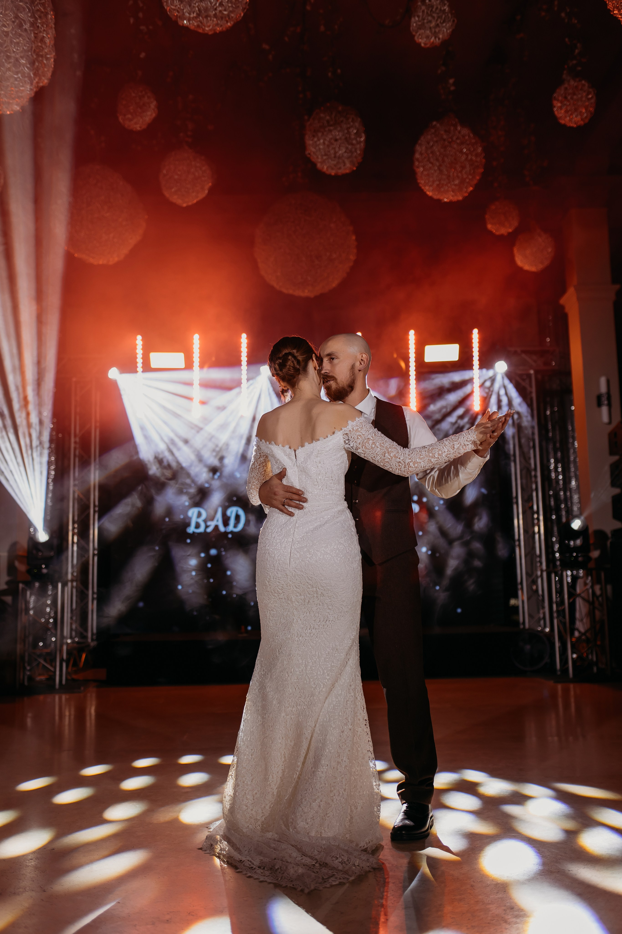 Вадим и Ксения. Фотограф Тимербаева Алина г. Сургут