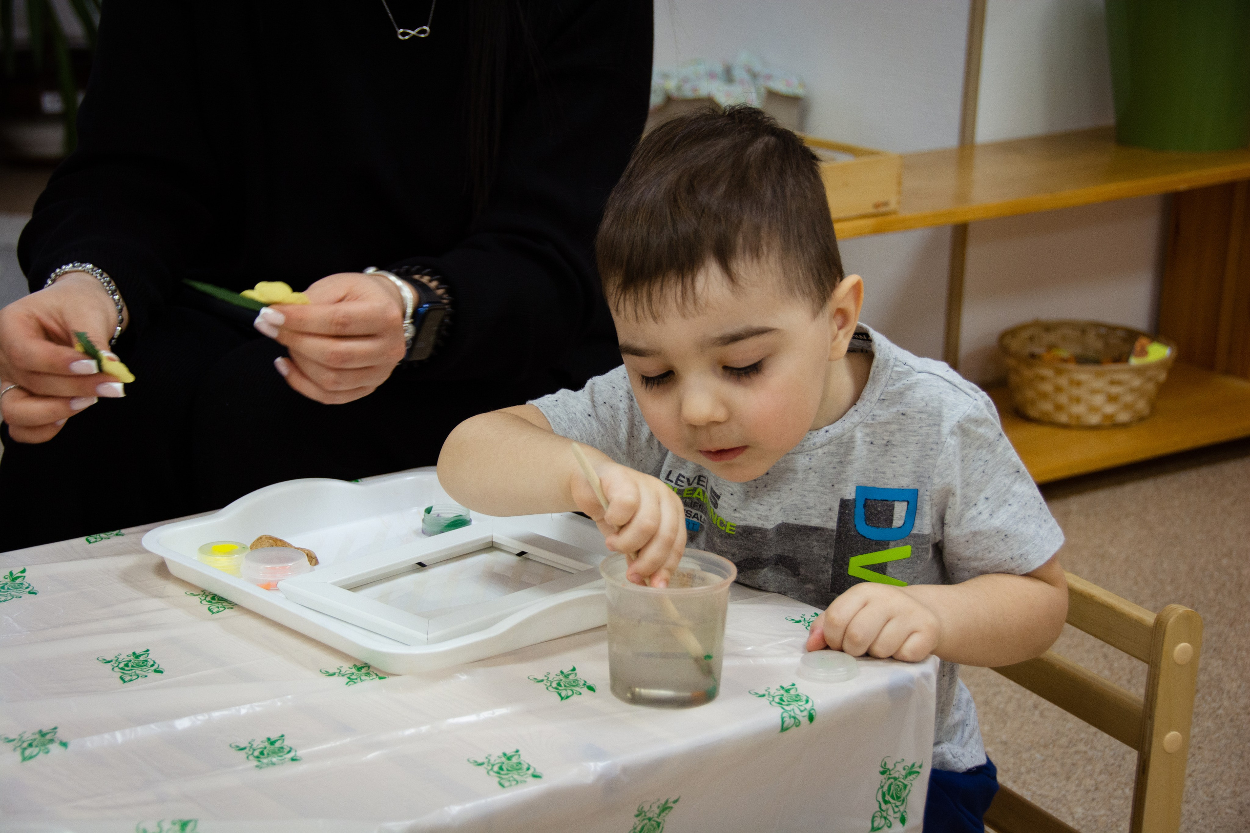 День матери. Дальневосточный Монтессори Центр. Семейный и репортажный фотограф в Хабаровске Татьяна Болычева