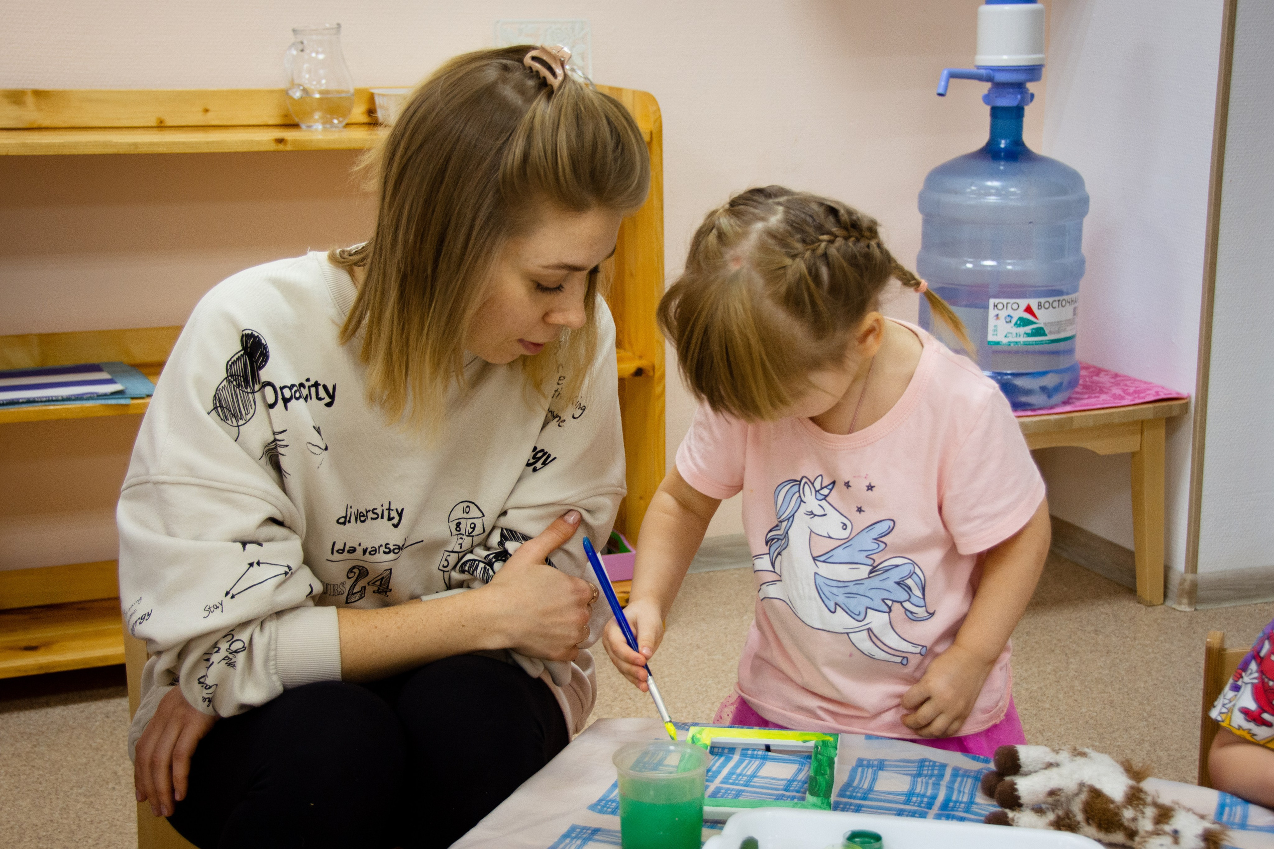 День матери. Дальневосточный Монтессори Центр. Семейный и репортажный фотограф в Хабаровске Татьяна Болычева