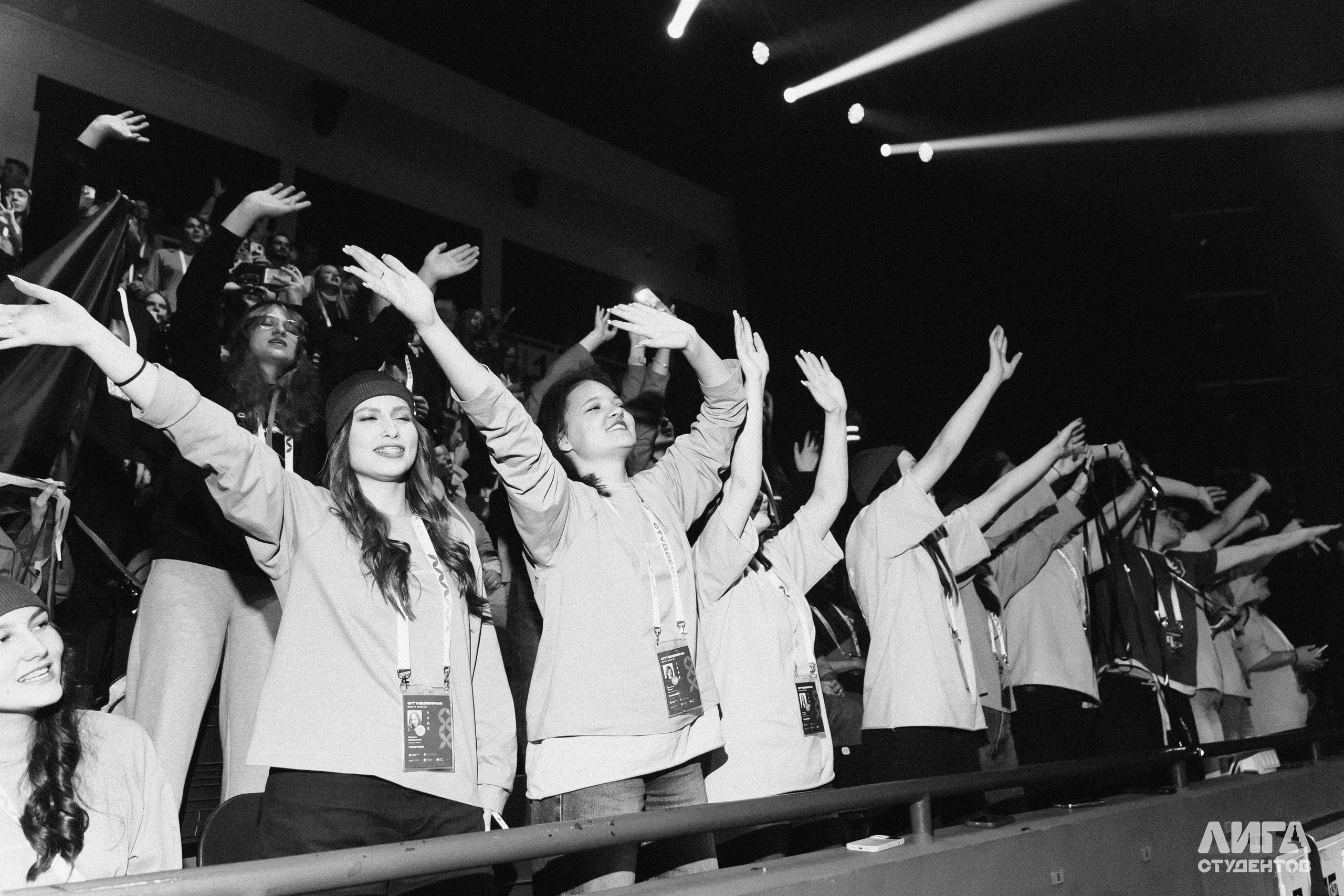 Российская Студенческая Весна 2025. Портретный фотограф в Казани Радомир Заздравных