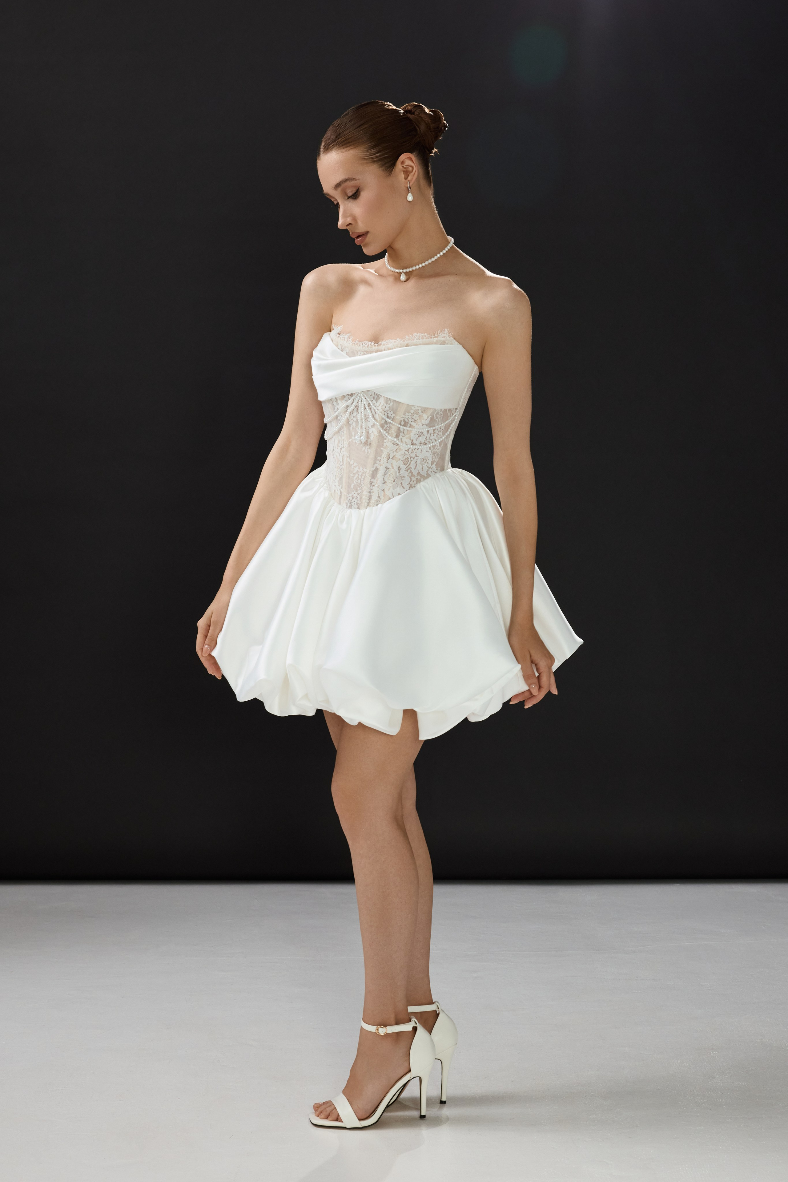 ADRIANNA. Rita Brise