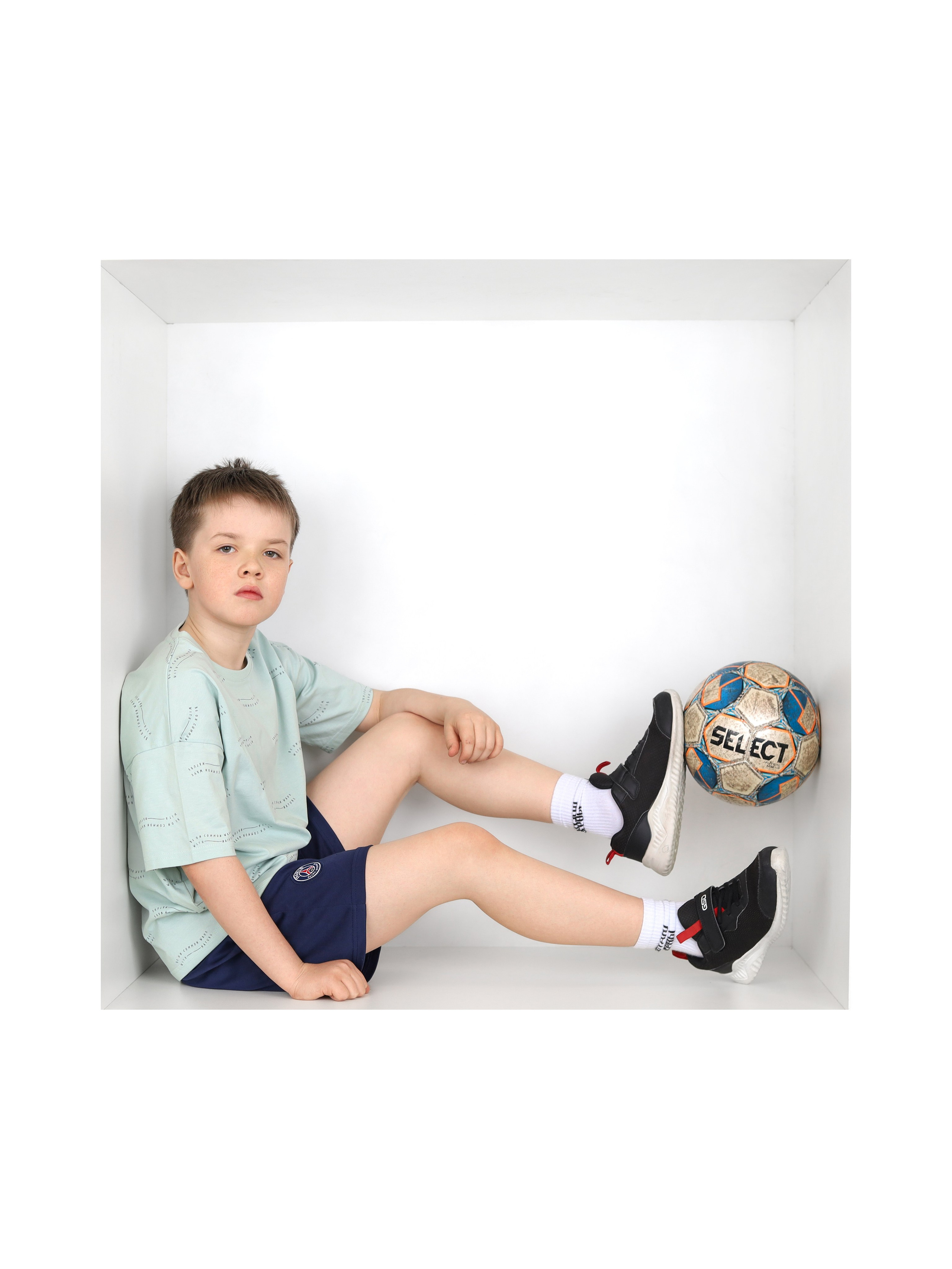 Альбом «В кубе» для начальной школы. Выпускные альбомы в Тюмени для школ, садов, вузов спортивных секций