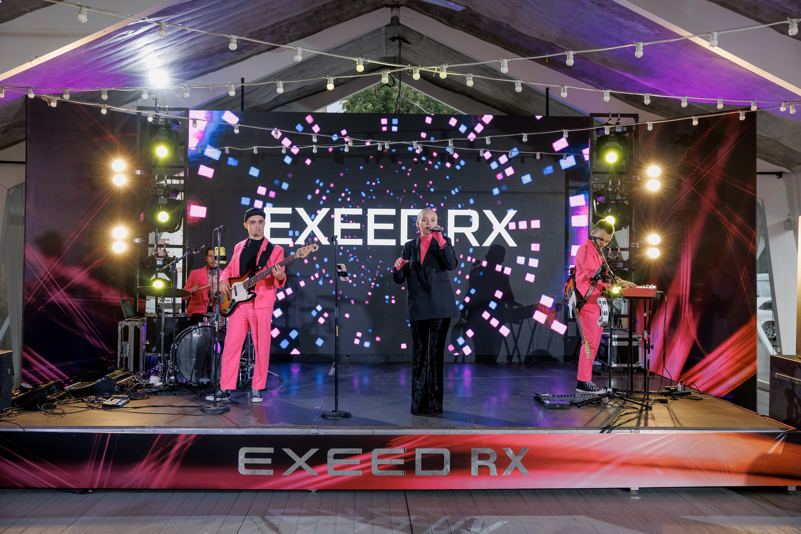 Презентация Exeed RX. Свадебный фотограф в Иркутске Сапаров Александр