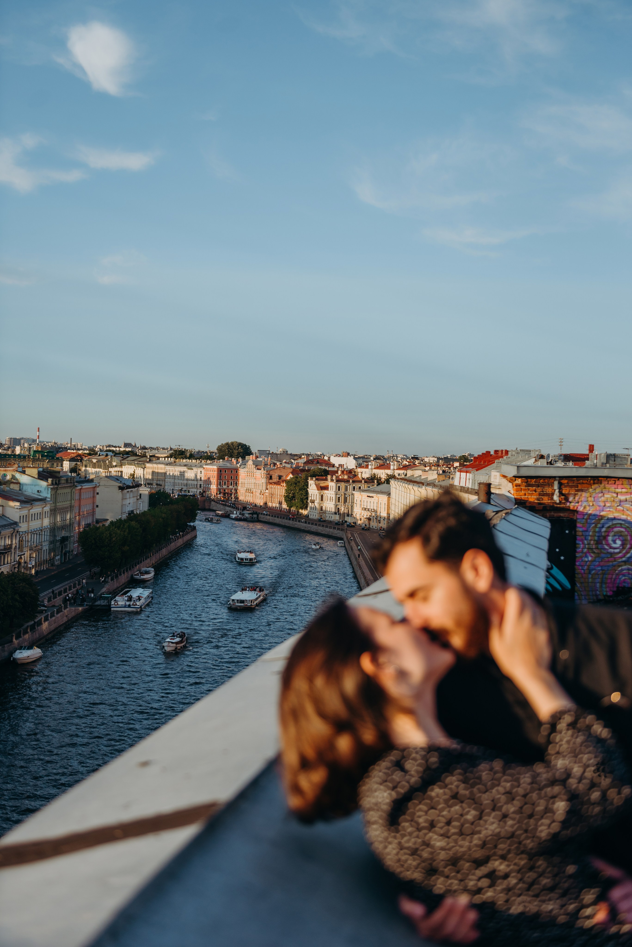 Мы гуляли по крышам питера. Фотограф Алена Нормальная в Санкт-Петербурге