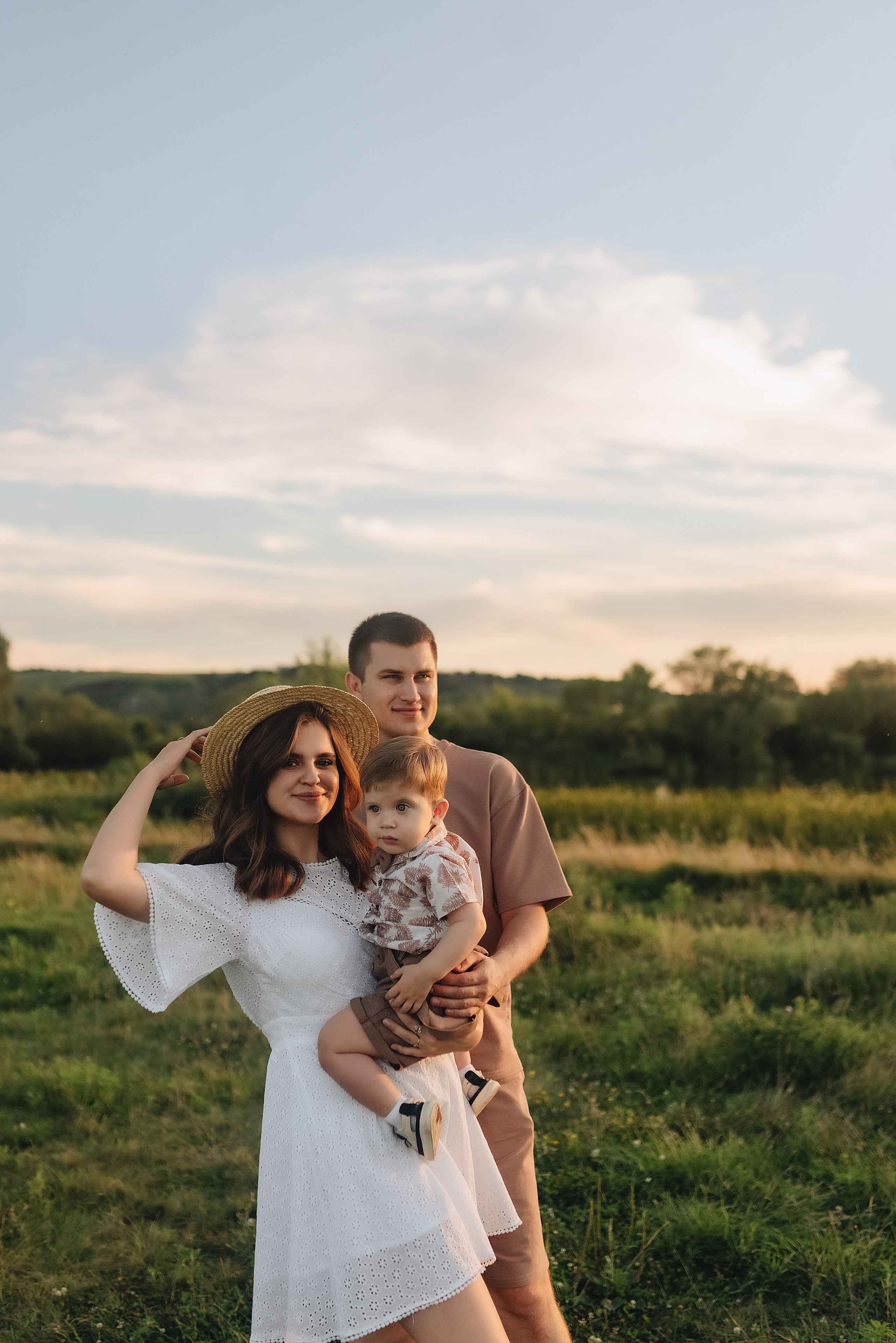 Светлана, Сергей и Женя | Семейная съемка на закате. Фотограф Карина Шмулёва. Воронеж и область