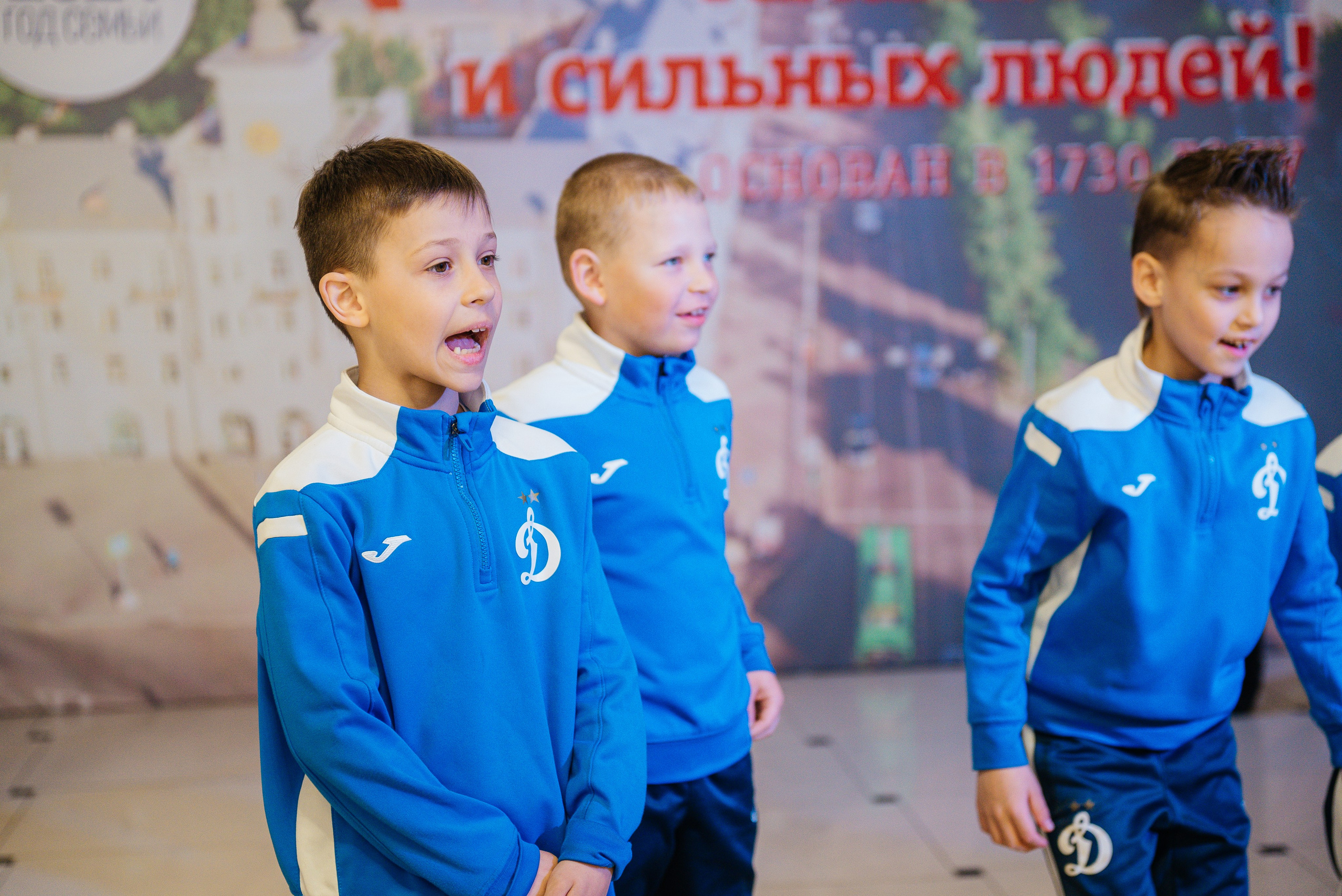 ЛИГА.БРО: JUNIOR 23/24. Свадебный и репортажный фотограф Никита Сницарев в Барнауле