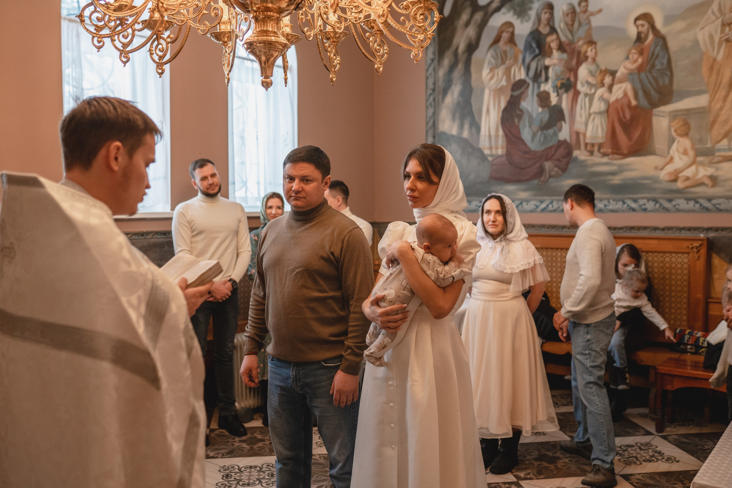Андрей. Церковь Знамение в Аксиньино. Семейный фотограф в Москве Лилия Лебедева