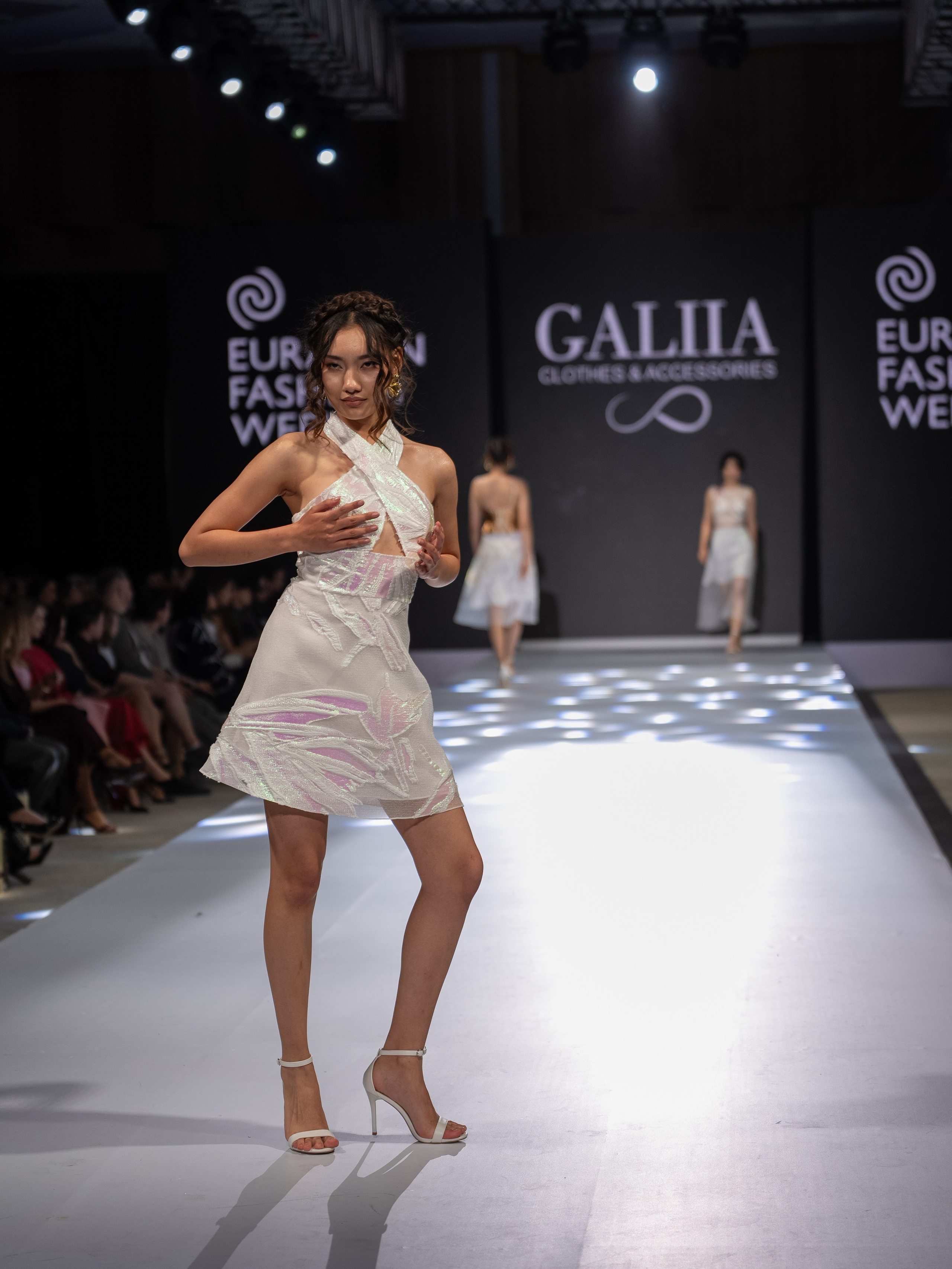 EURASIAN FASHION WEEK Galia. Сайт Алматинского НЮ АРТ, будуар и фэшн фотографа Дениса Карпенко