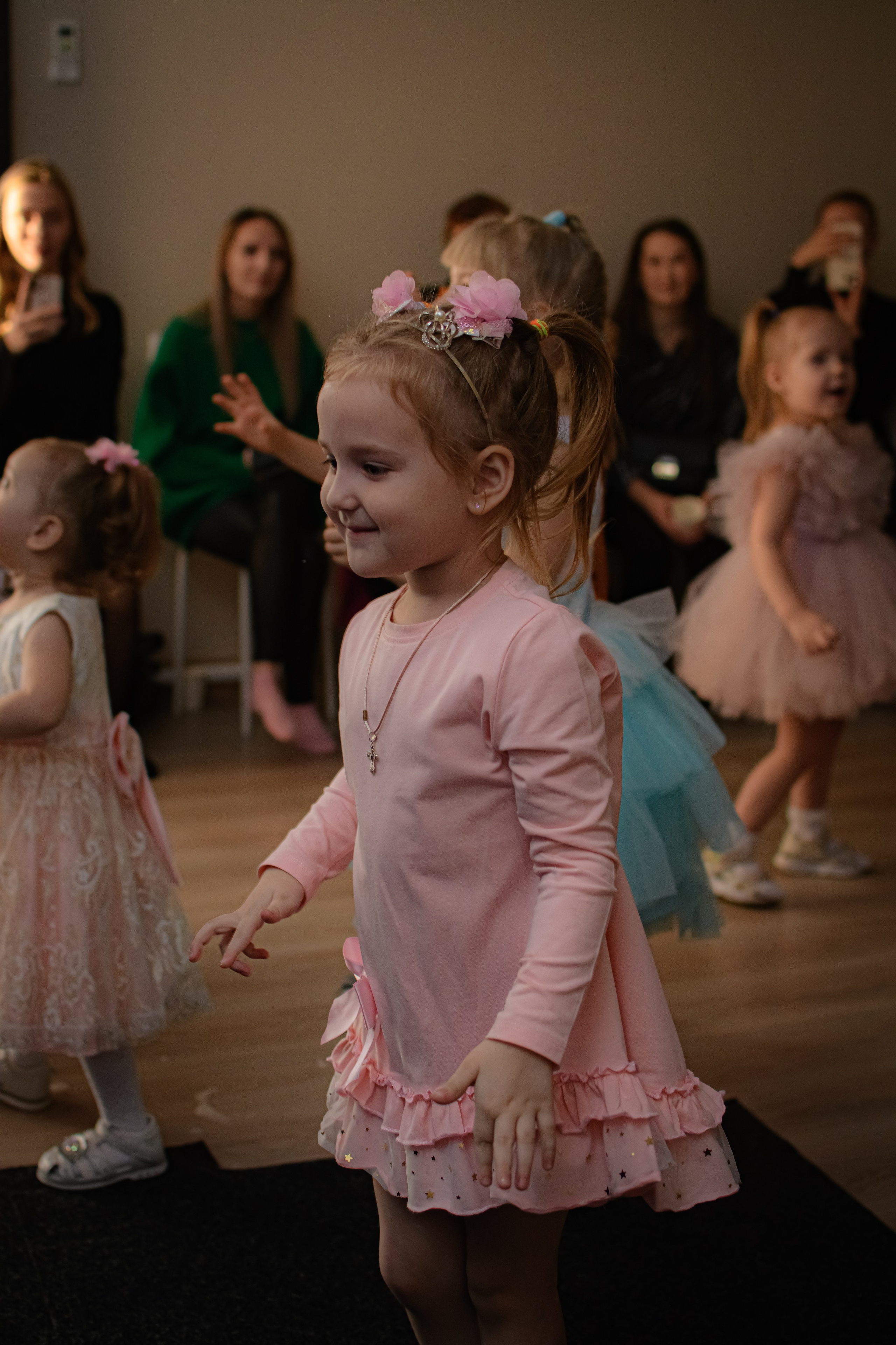 HAPPY NEW YEAR. Photokarish