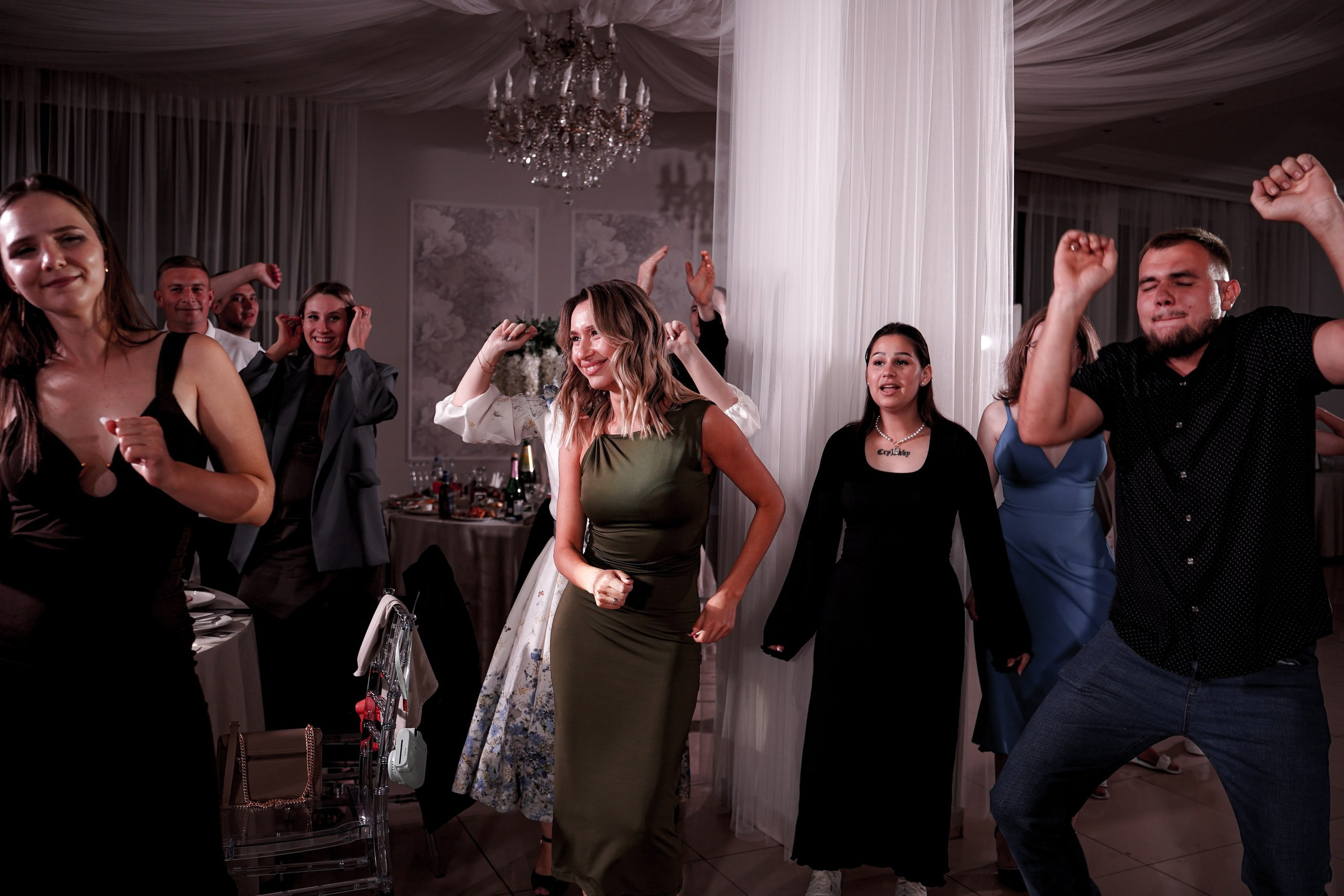 Свадьба «Полный день. Premium». Даниил и Алёна. Фотосессия в Ростове-на-Дону. Свадебный фотограф в Ростове-на-Дону. Таинство Крещения и Венчания, семейные фотосессии. Алёна Чёботова