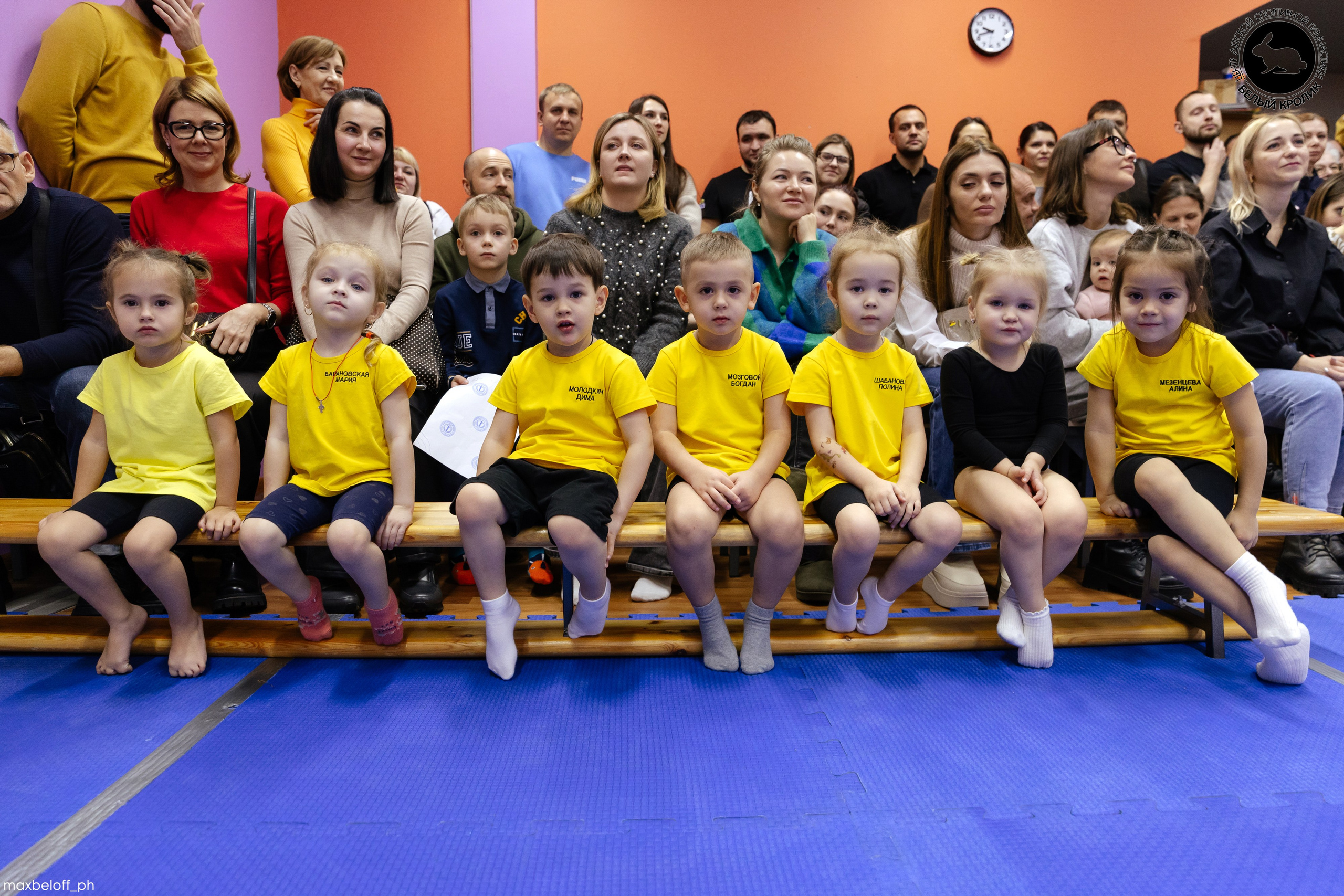 Белый кролик. Соревнования. Семейный фотограф — Макс Белогрудов