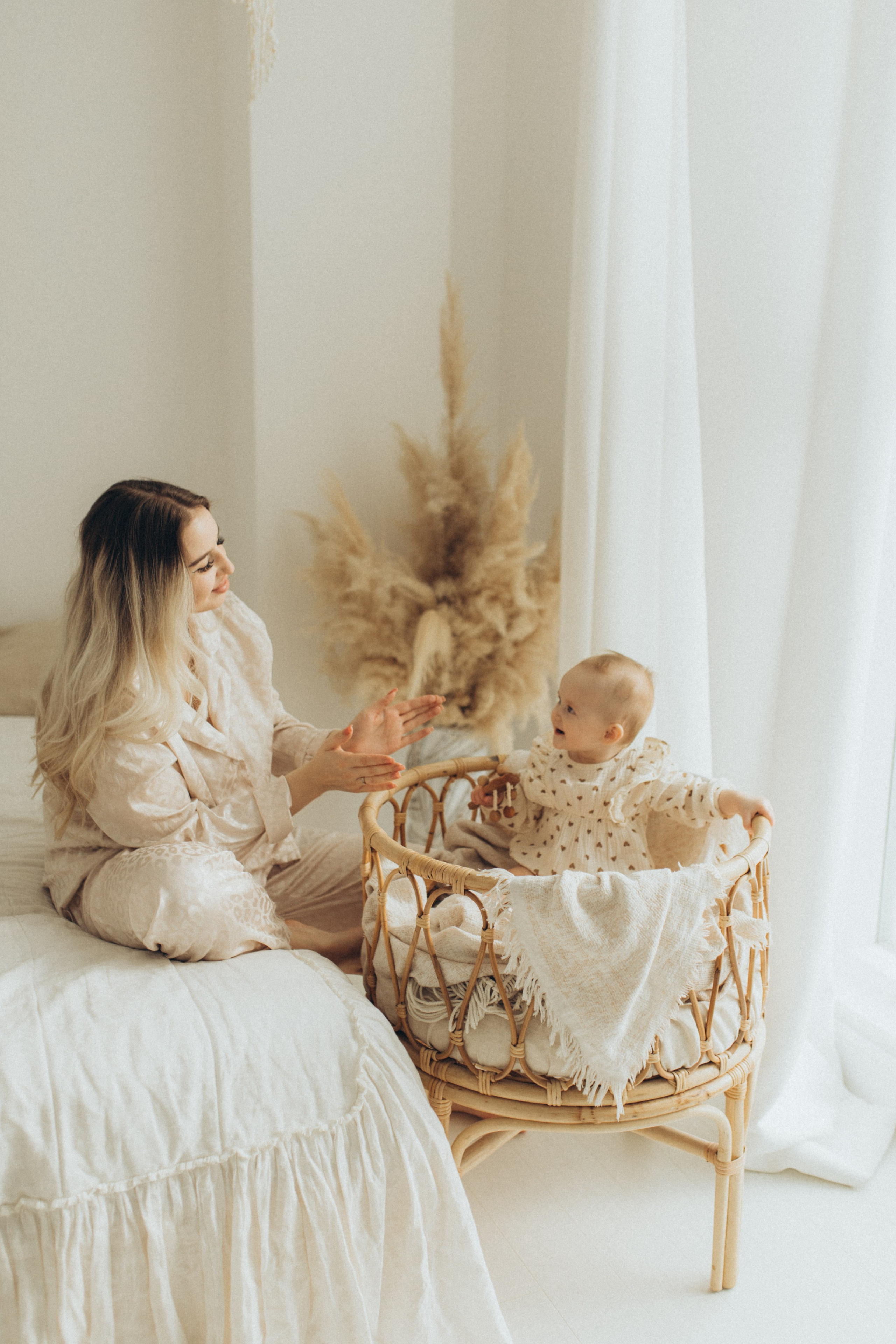 Мама Настя и милашка Ксю. Свадебный и семейный фотограф в Белгороде Евгения Курочкина
