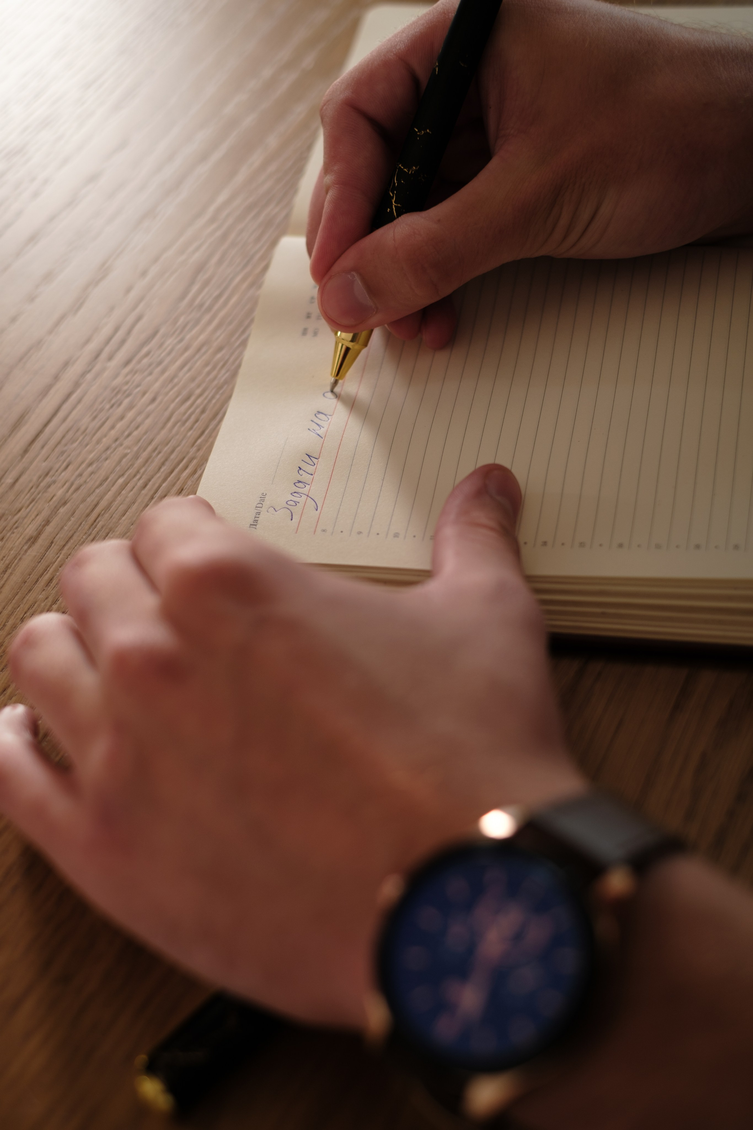 Владимир. Профессиональная фотосъемка в Крыму. Натуральные эмоции и живые кадры. Забронируйте дату прямо сейчас!