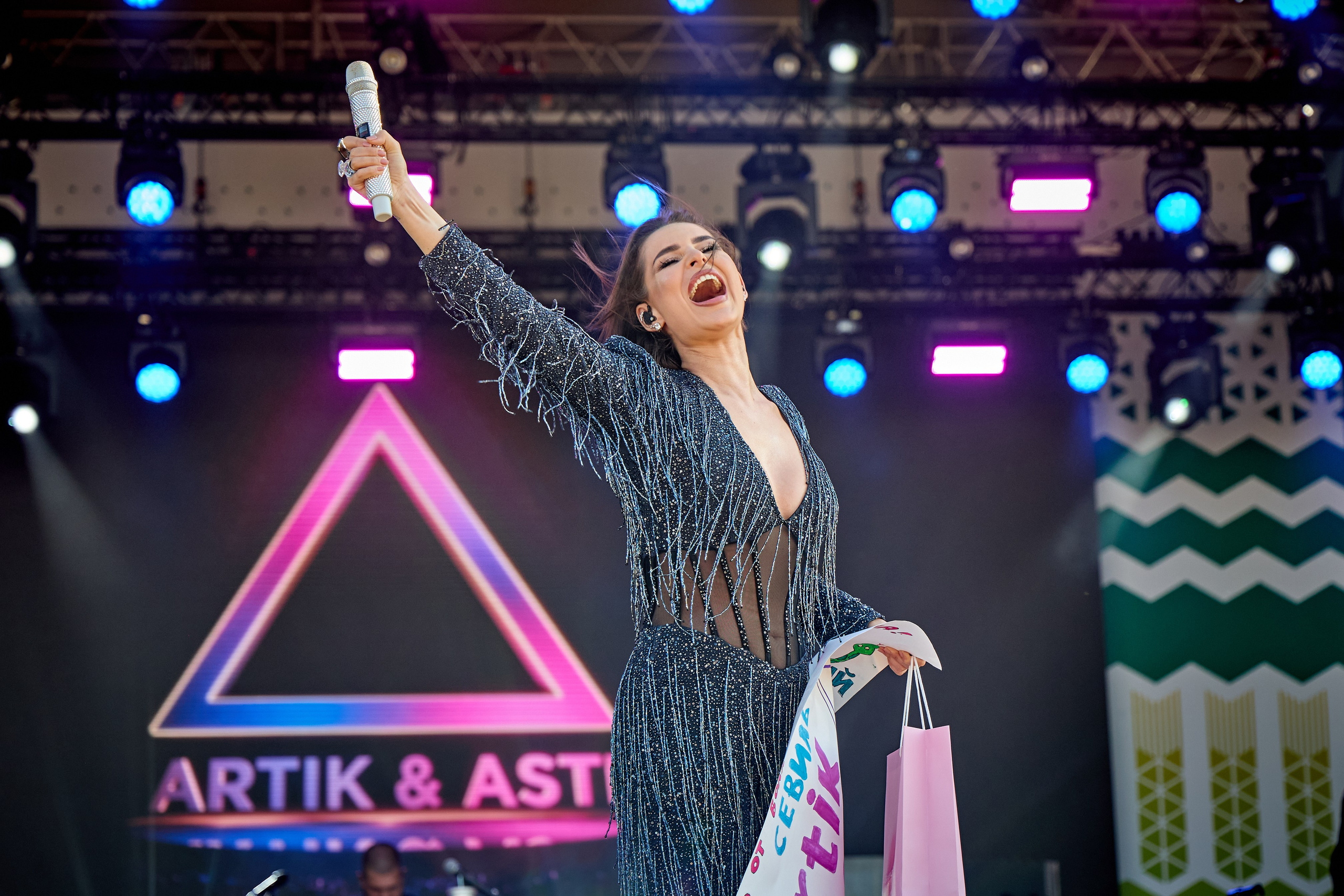 *Entertainment. Фотограф в MICE Дмитрий Плисов