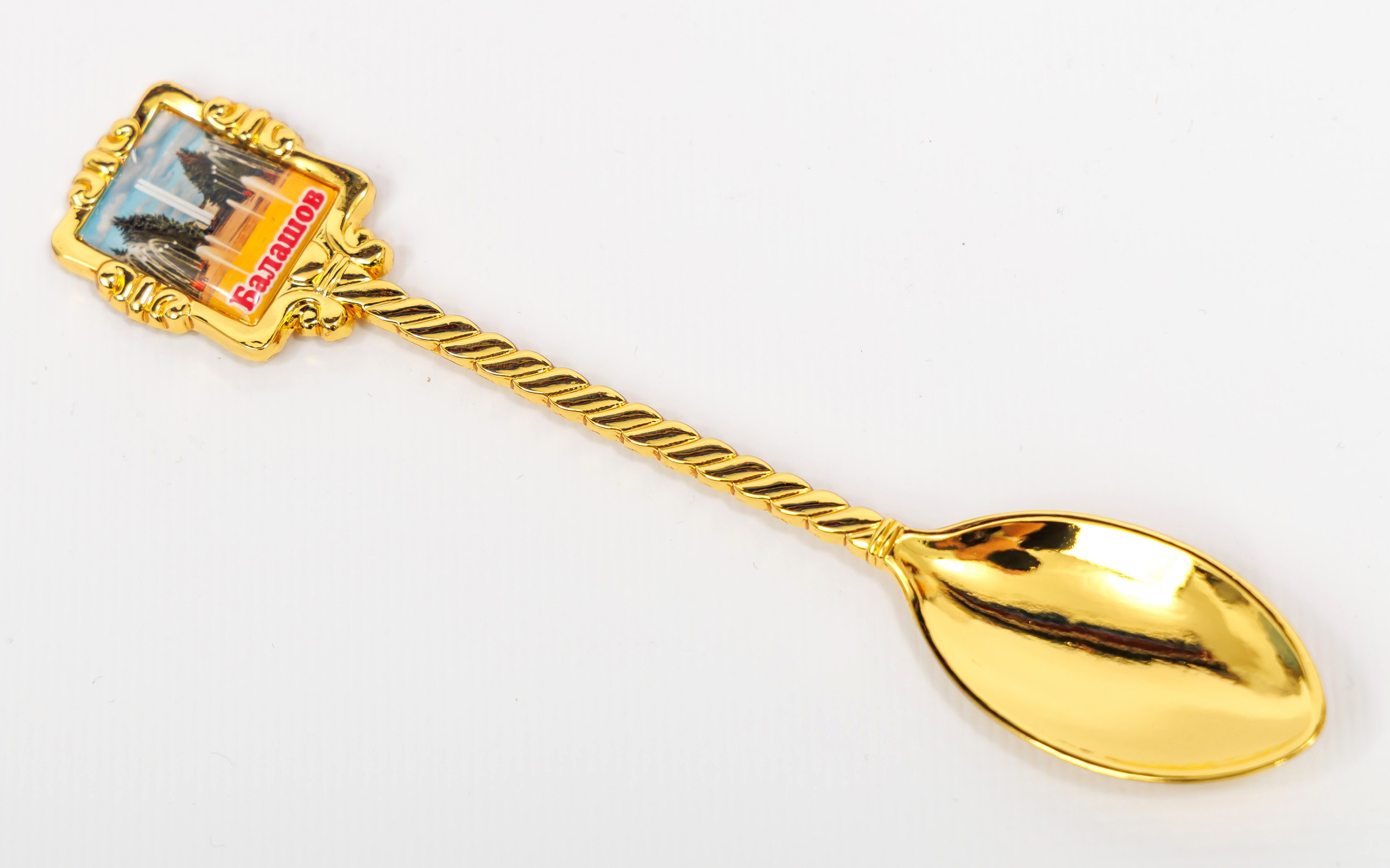 СУВЕНИРЫ. Выпускные фотоальбомы и фотокниги в г. Балашове, студия, сувениры