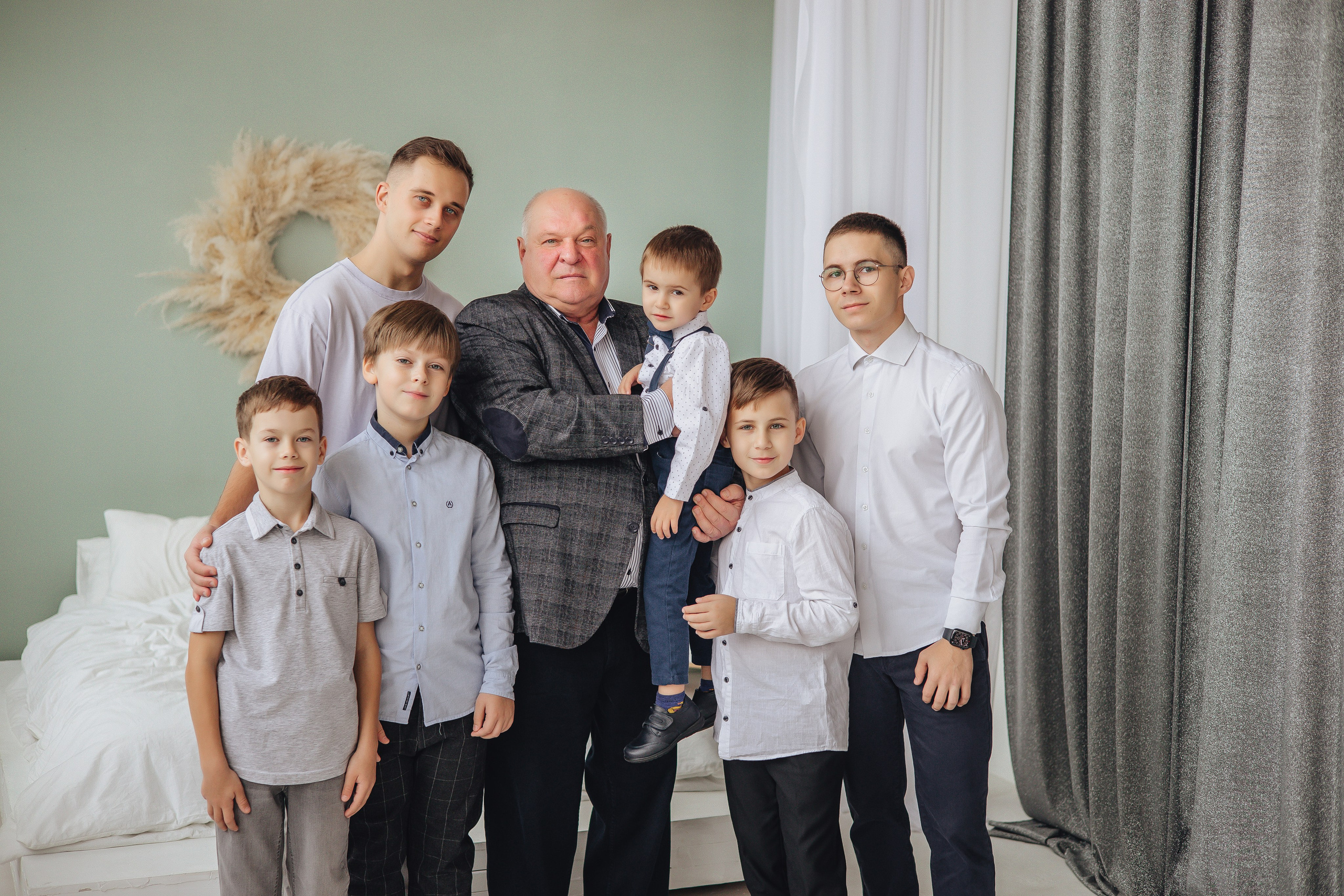 Большая семья. Студия. Свадебный и семейный фотограф Пушкин Царское Село СПБ Питер Санкт-Петербург и Рязань Ольга Козлова