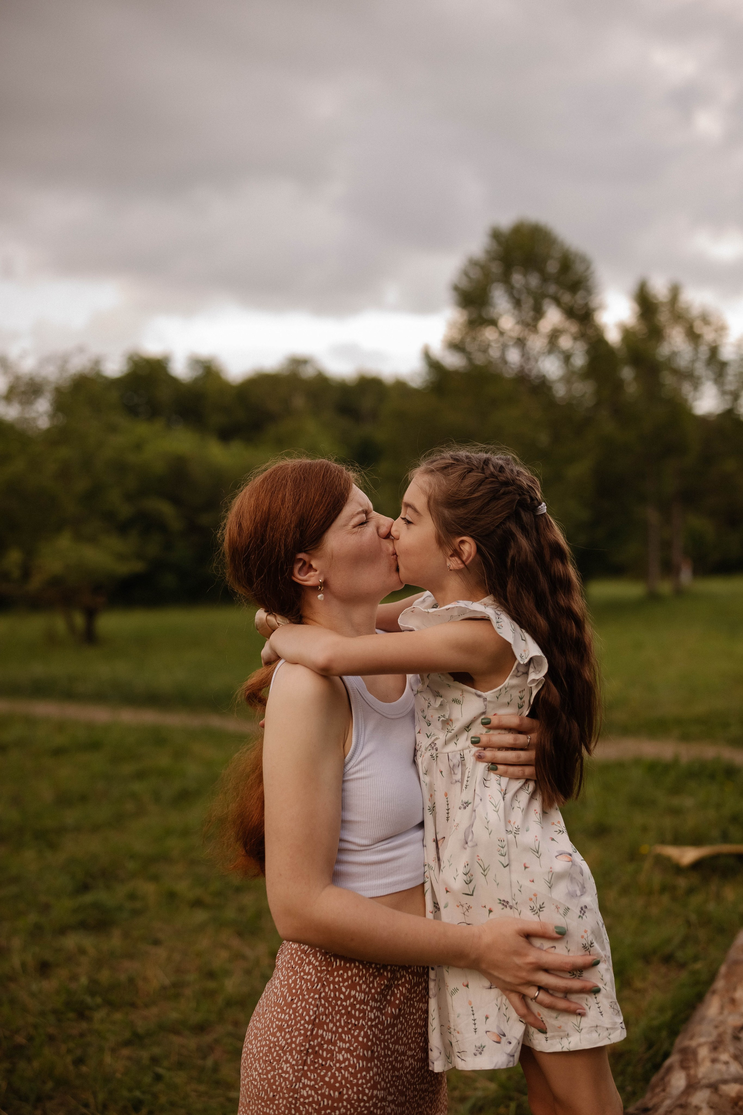 Ира и Ева. Фотограф Катя Весна