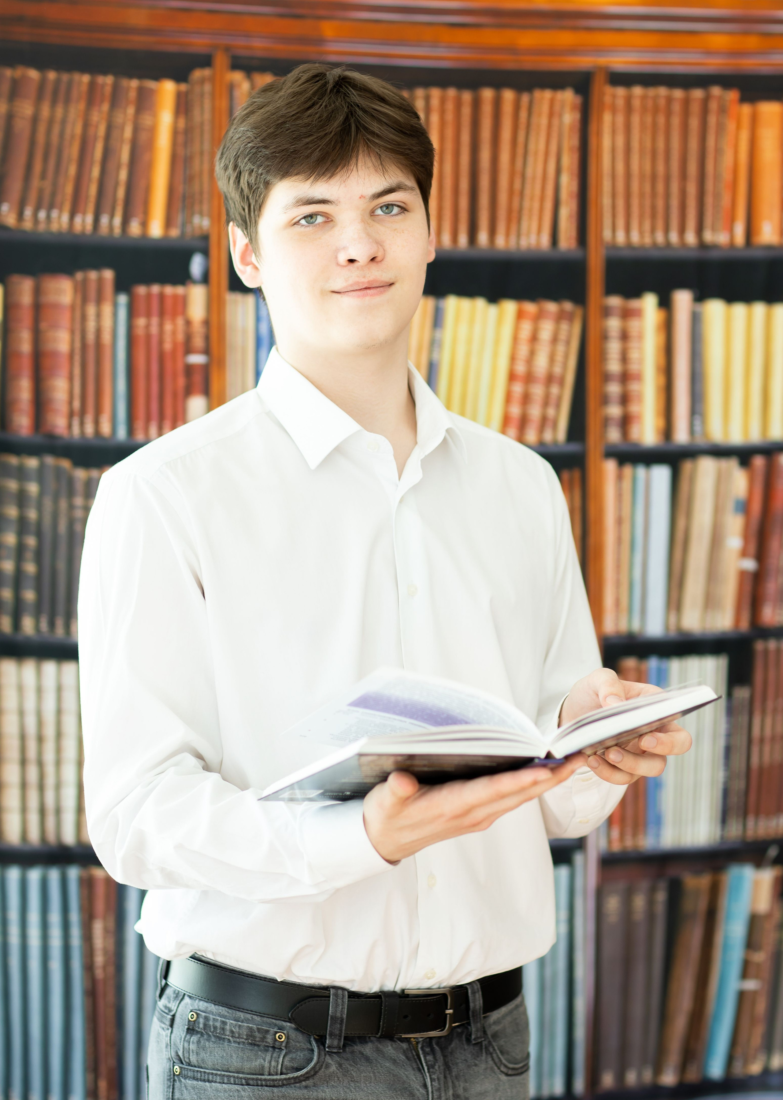 9,11 классы ТРИО 2650р, 2900. Фотограф Алёна Финашова