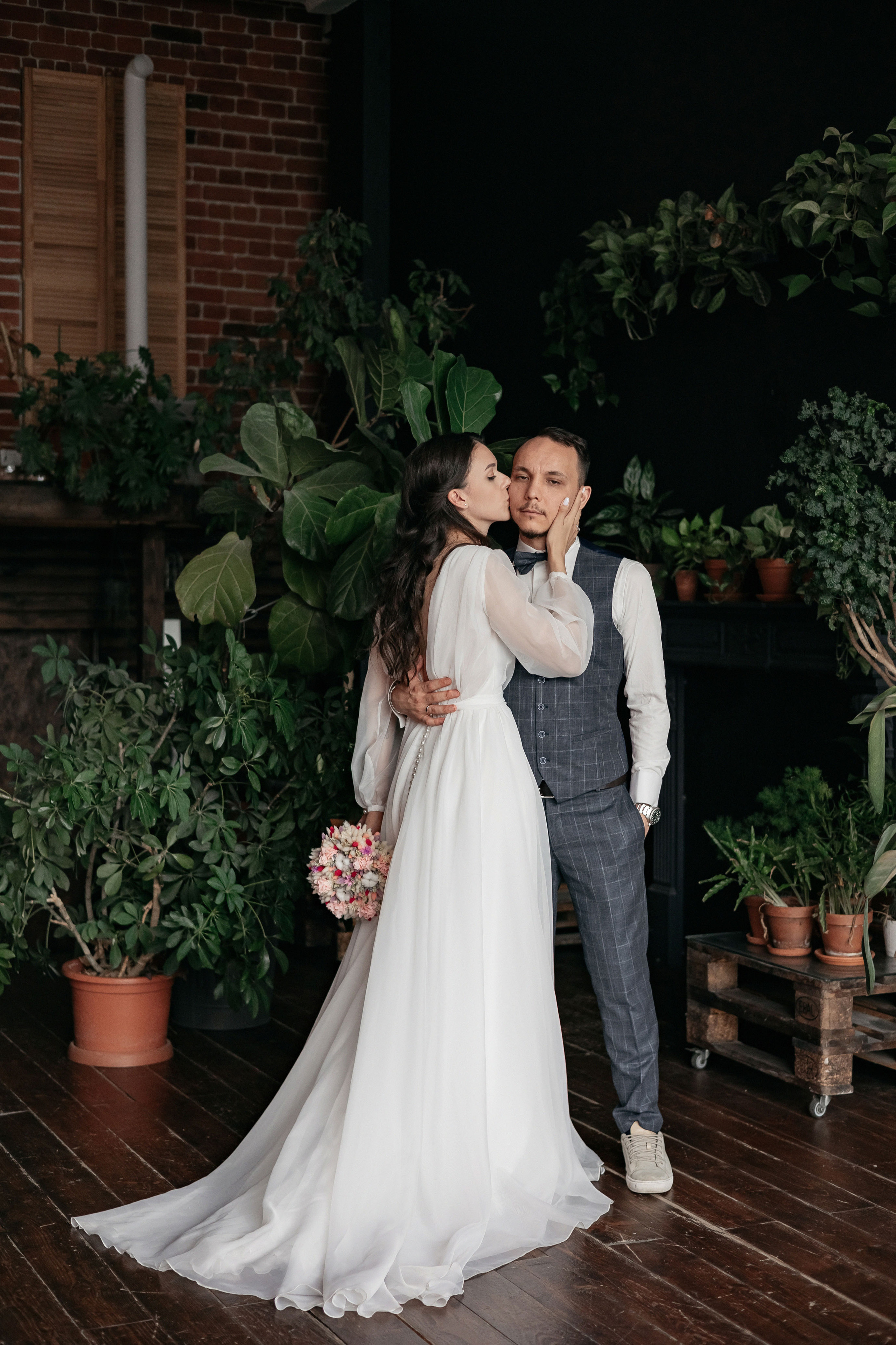 АРХИВ Алина и Олег. Таганский загс, фотостудия БОТАНИКА. Свадебный фотограф Москва