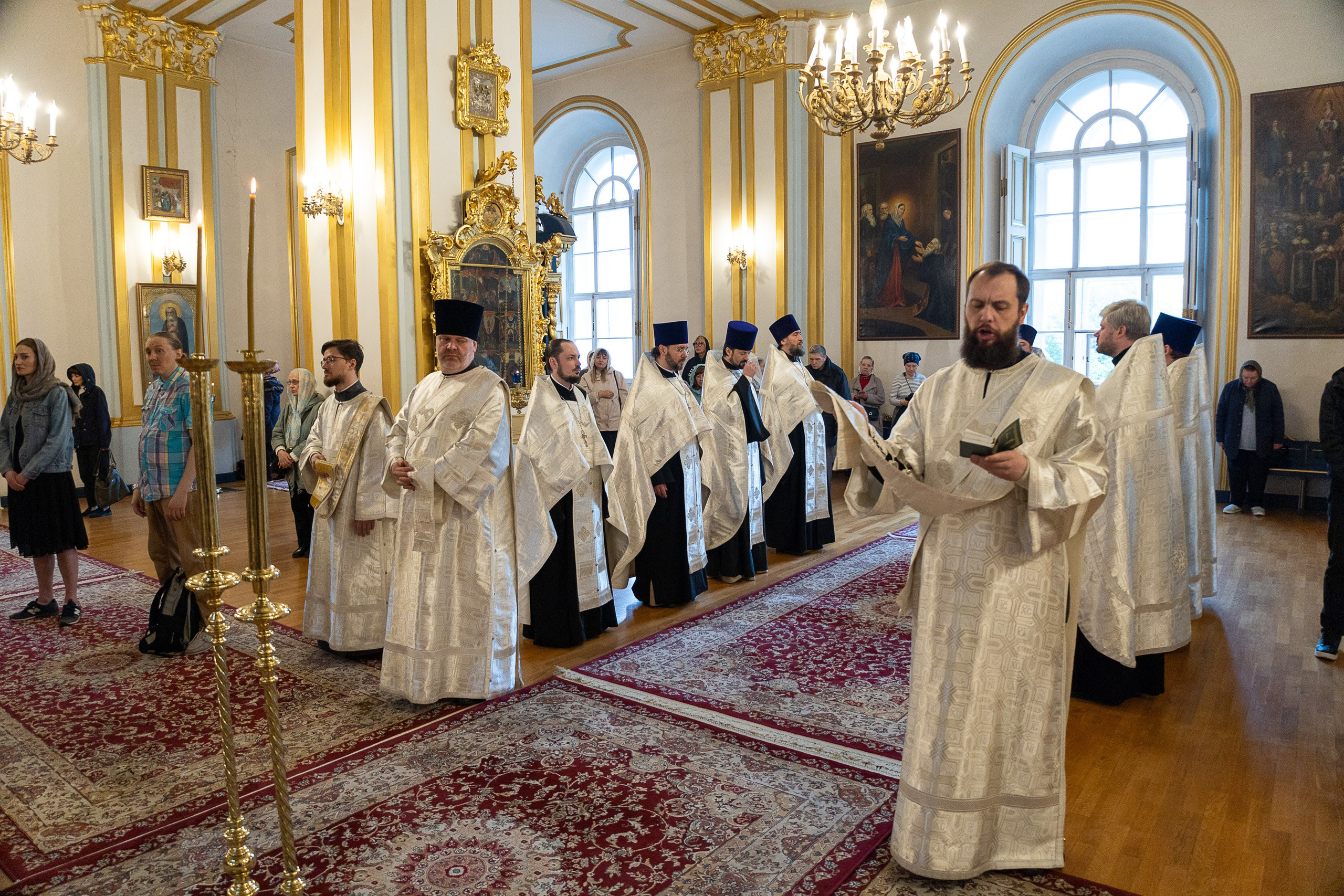 ВСЕНОЩНОЕ БДЕНИЕ В КАНУН ПРАЗДНИКА ВОЗНЕСЕНИЯ ГОСПОДНЯ. НИКОЛО-БОГОЯВЛЕНСКИЙ МОРСКОЙ СОБОР