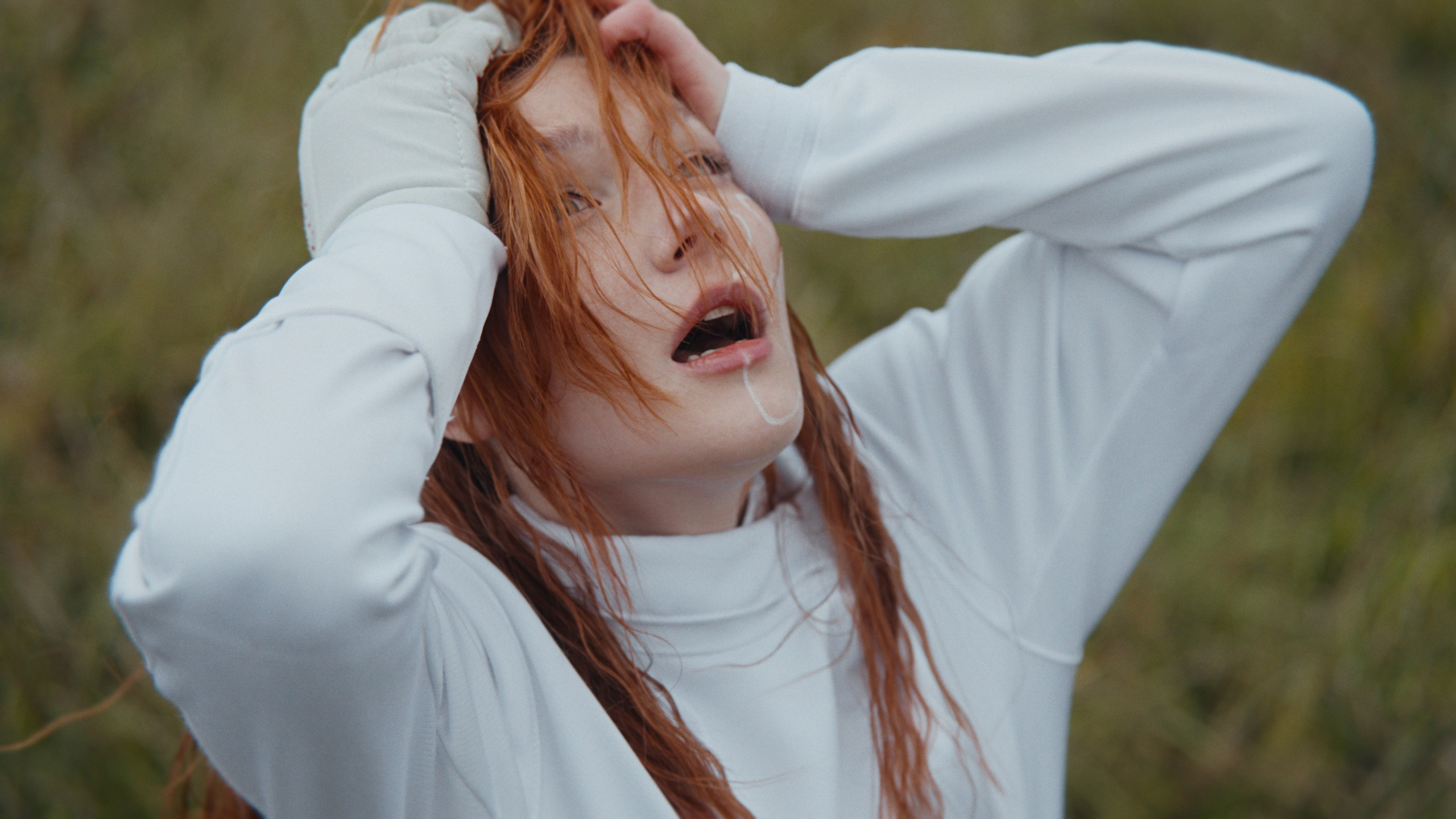 Беги (music video). Colorist Ivan Serzhanov