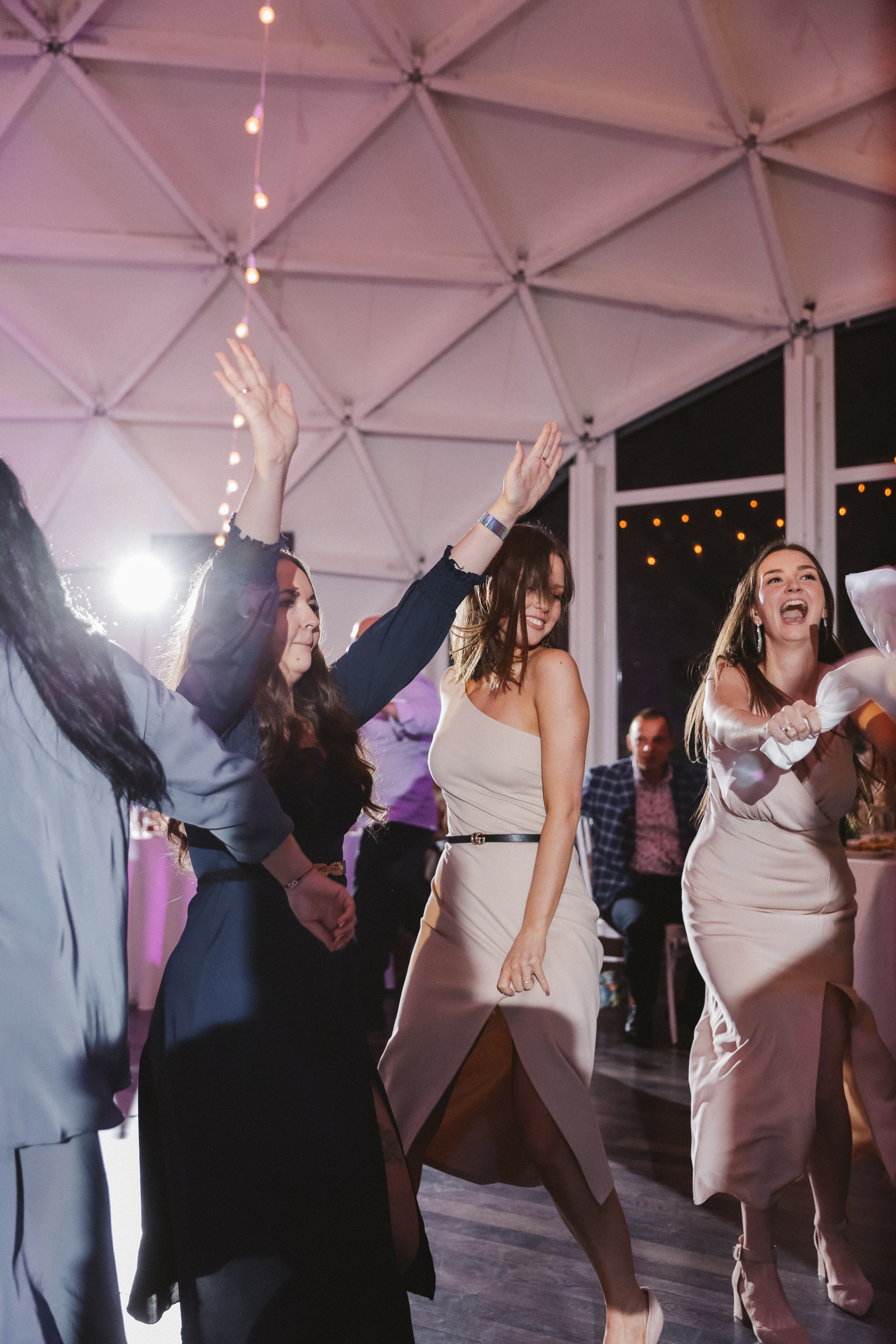 Катерина и Станислав свадьба в Зале у Озера. Свадебный фотограф Домодедово Москва Катерина Алехина