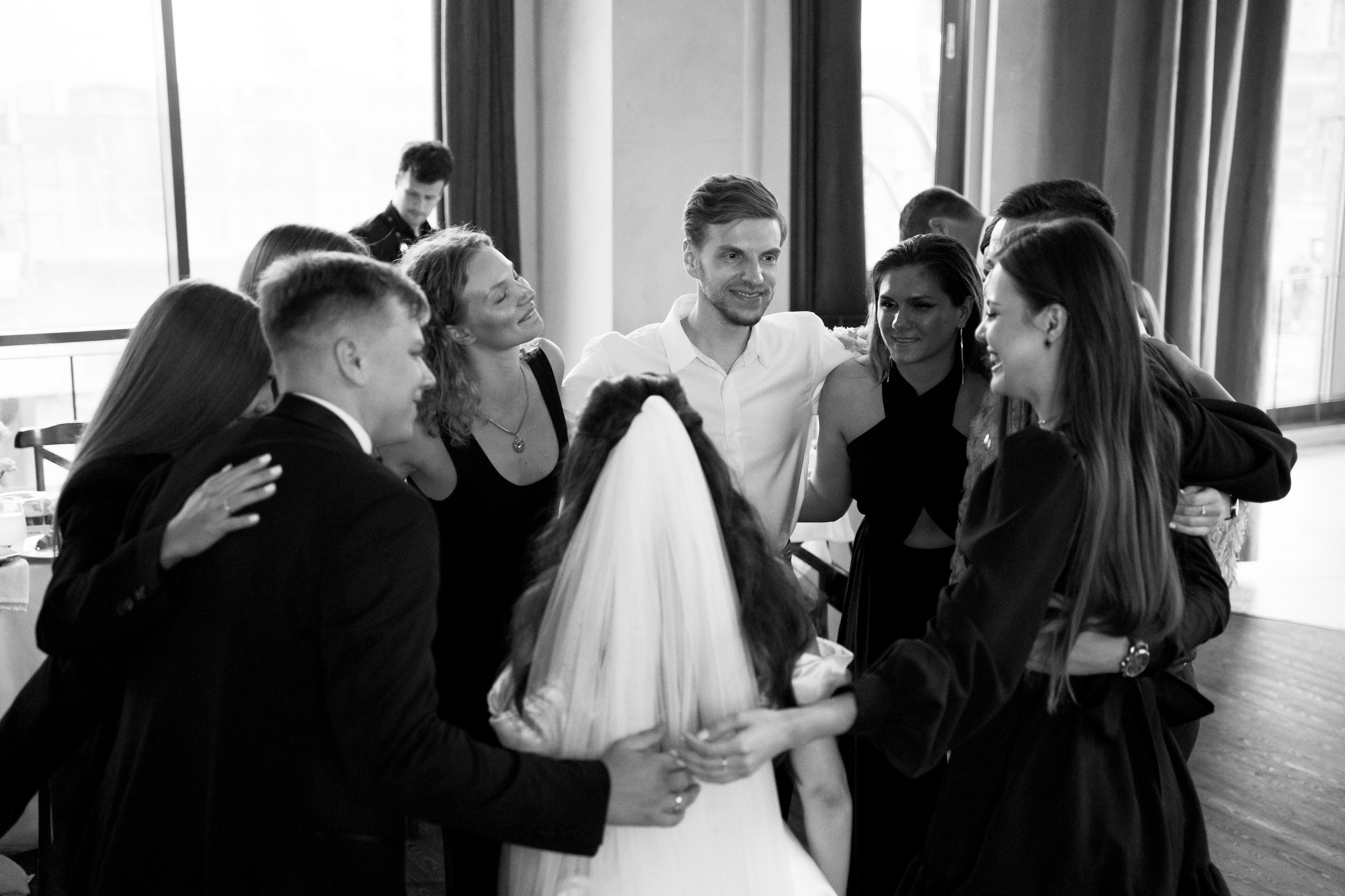 Social club. Свадебный фотограф в Петербурге Таша Вайб