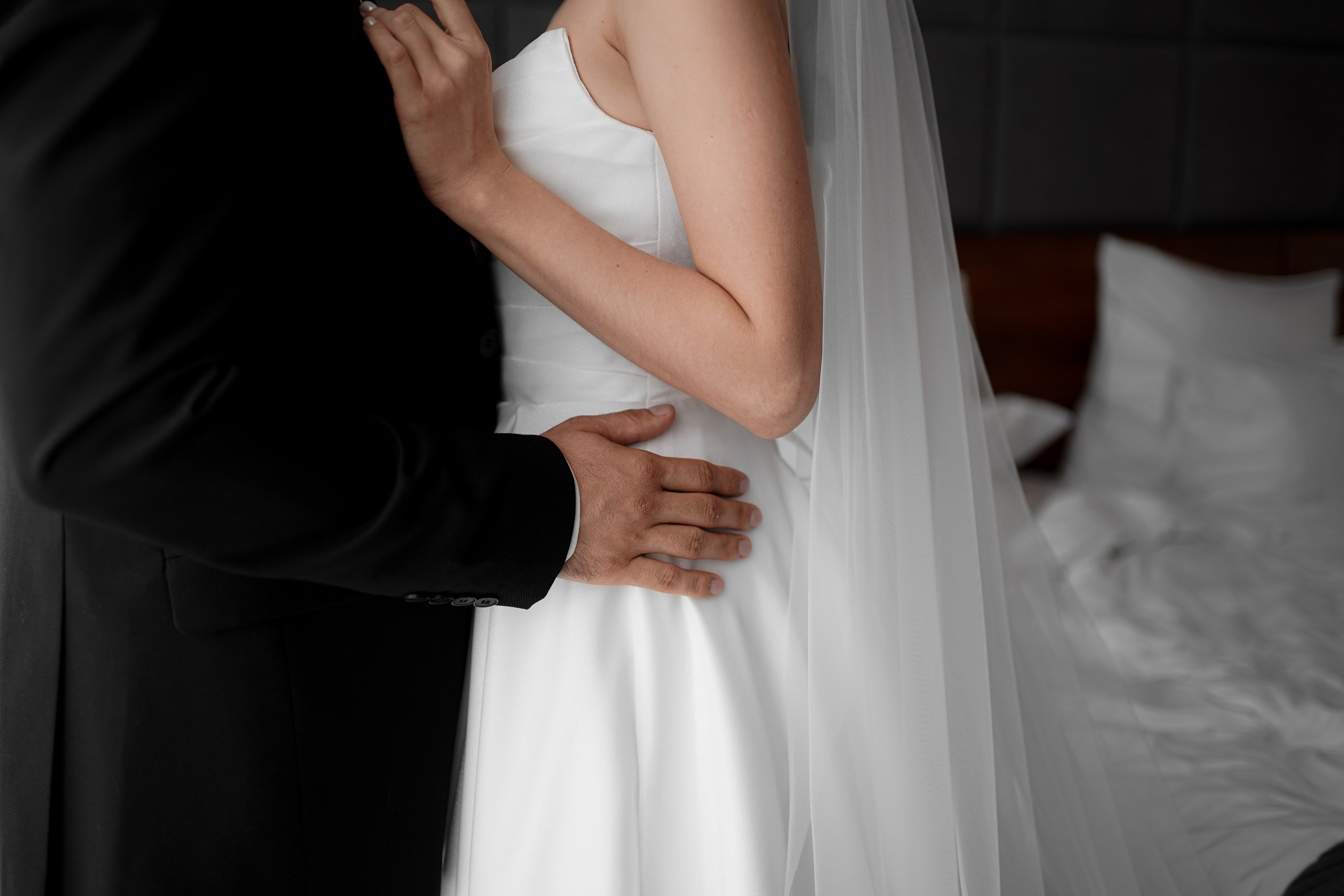 Виктория и Тарон в отеле Арка. Свадебный фотограф Ростов-на-Дону. Свадебный фотограф в Ростове-на-Дону. Таинство Крещения и Венчания, семейные фотосессии. Алёна Чёботова