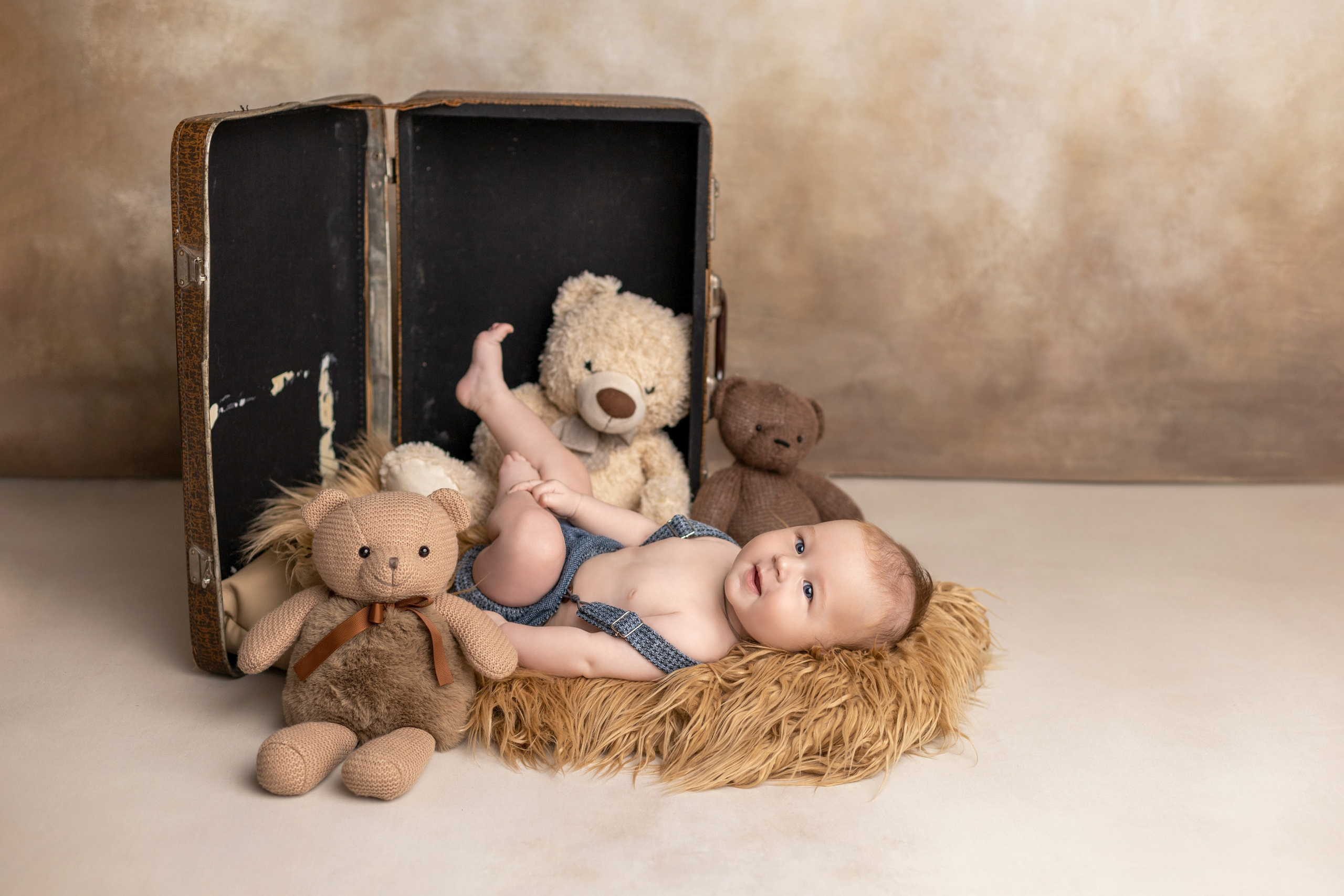 Лев, 1,5 месяца. Фотограф новорожденных в Нижнем Новгороде Надежда Кадылкина