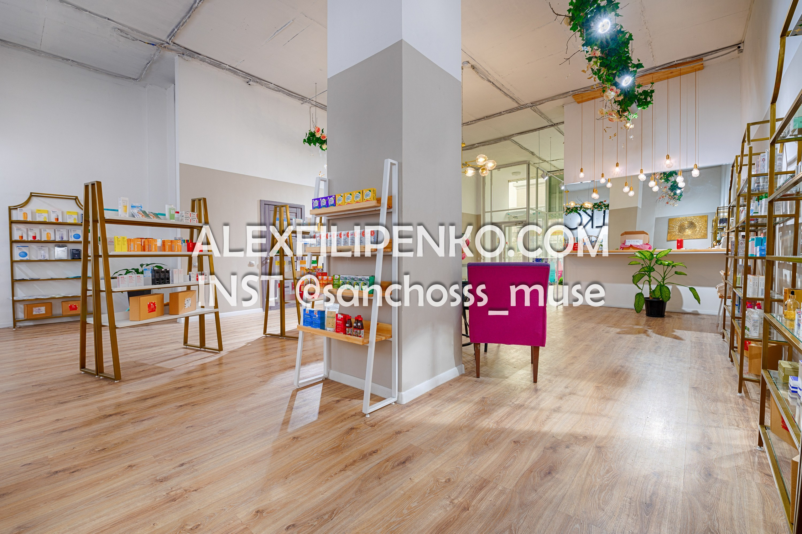 Luxe K-COSMETICS, магазина косметики. Фотограф интерьера недвижимости и архитектуры в Астане