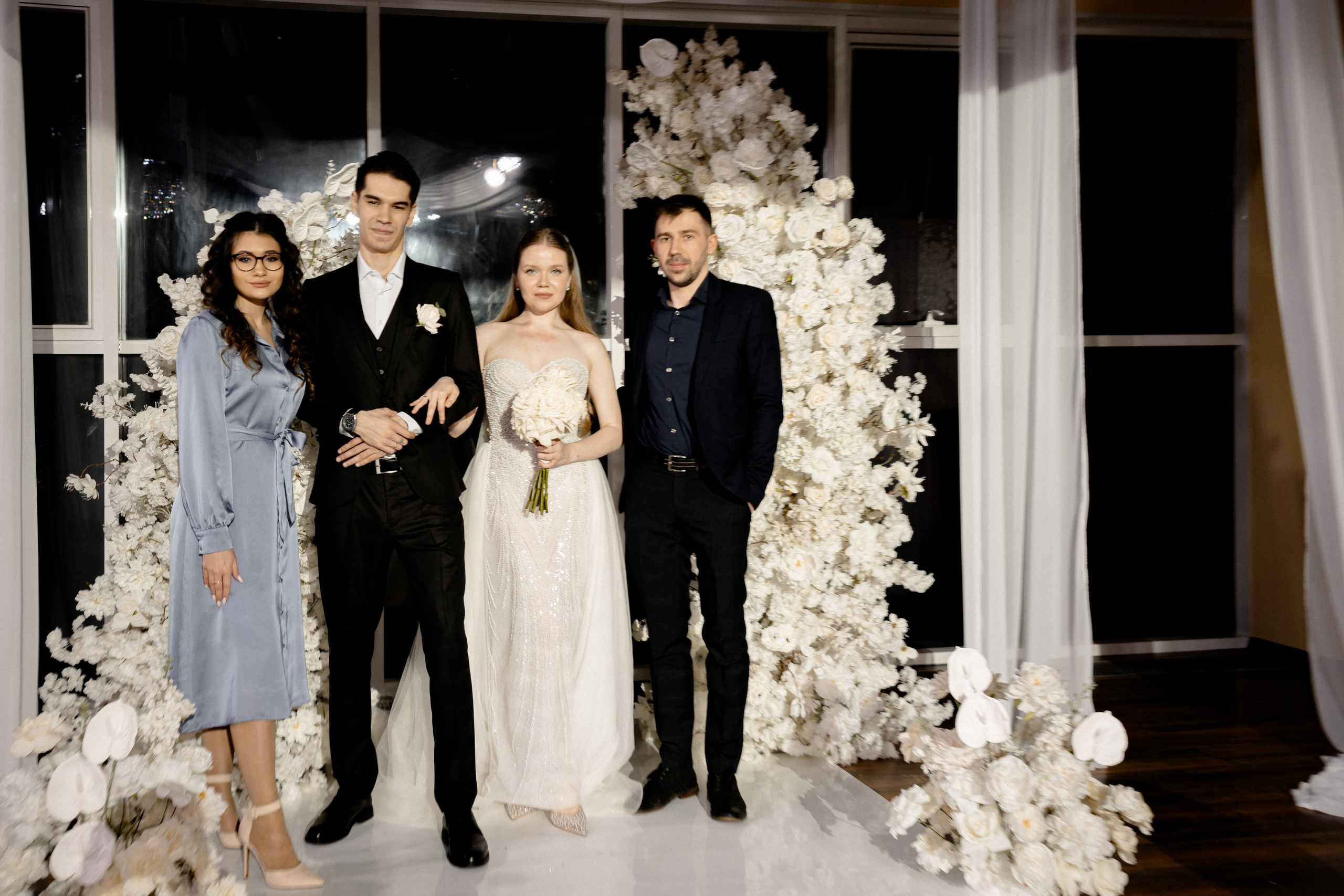 СВАДЕБНАЯ СЬЕМКА СБОРОВ В ОТЕЛЕ И ВЫЕЗД НА ЦЕРЕМОНИЮ (СНЯТО В СИБИРЕ В НИЖНЕВАРТОВСКЕ). Профессиональный фотограф, Санкт-Петербург — Виктория Богомолова