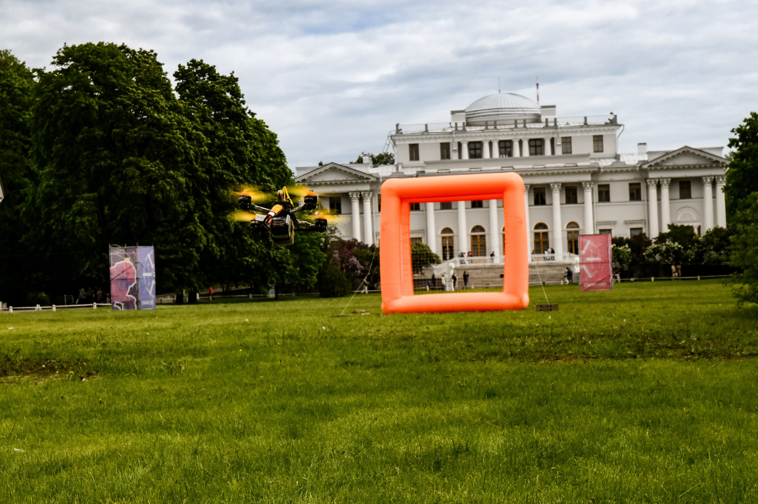 1 июня 2025 год Елагин слёт. ОЛЕСЯ ШАФЕРОВА / ВАШ ФОТОГРАФ в Санкт-Петербурге