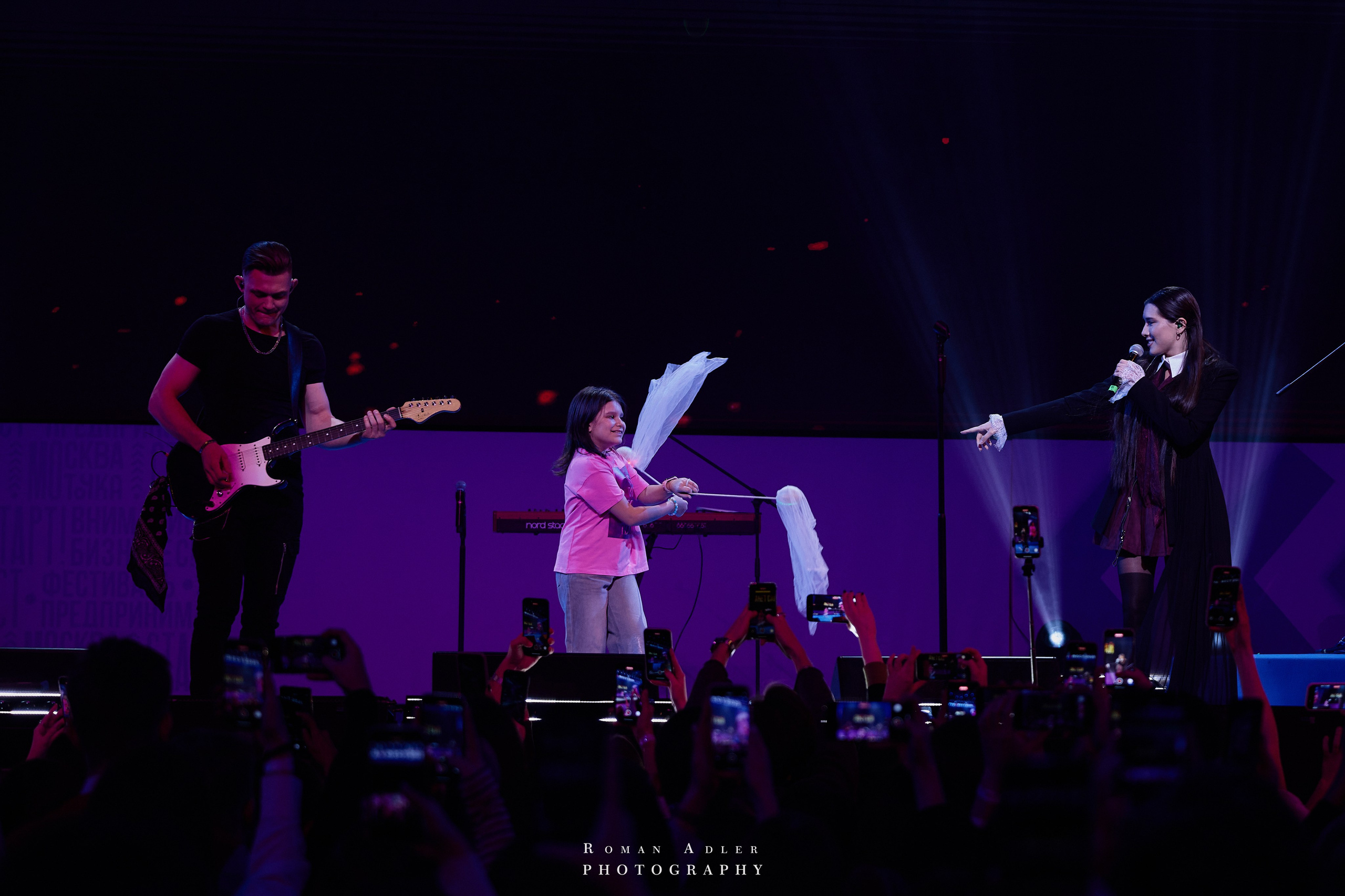 Концерт Анет Сай. Фотограф Роман Адлер