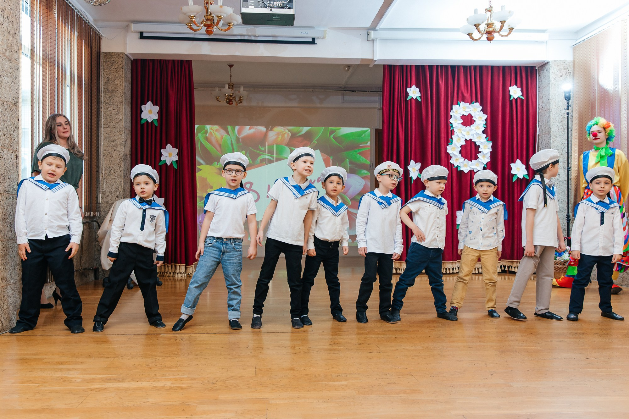 Детский сад № 93 — Утренник (10.03.2023). Свадебный и семейный фотограф Крамар Наталья