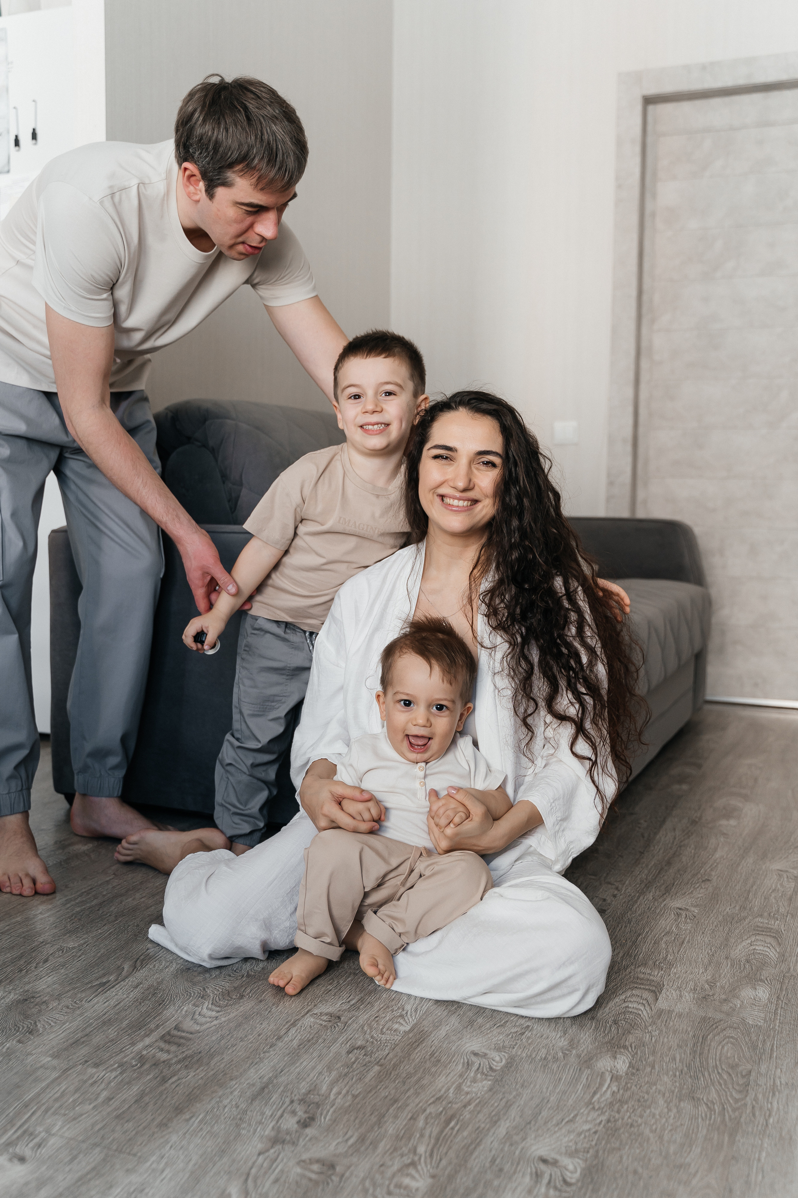 Андрей, Вероника, Миша и Паша. Волик Мария