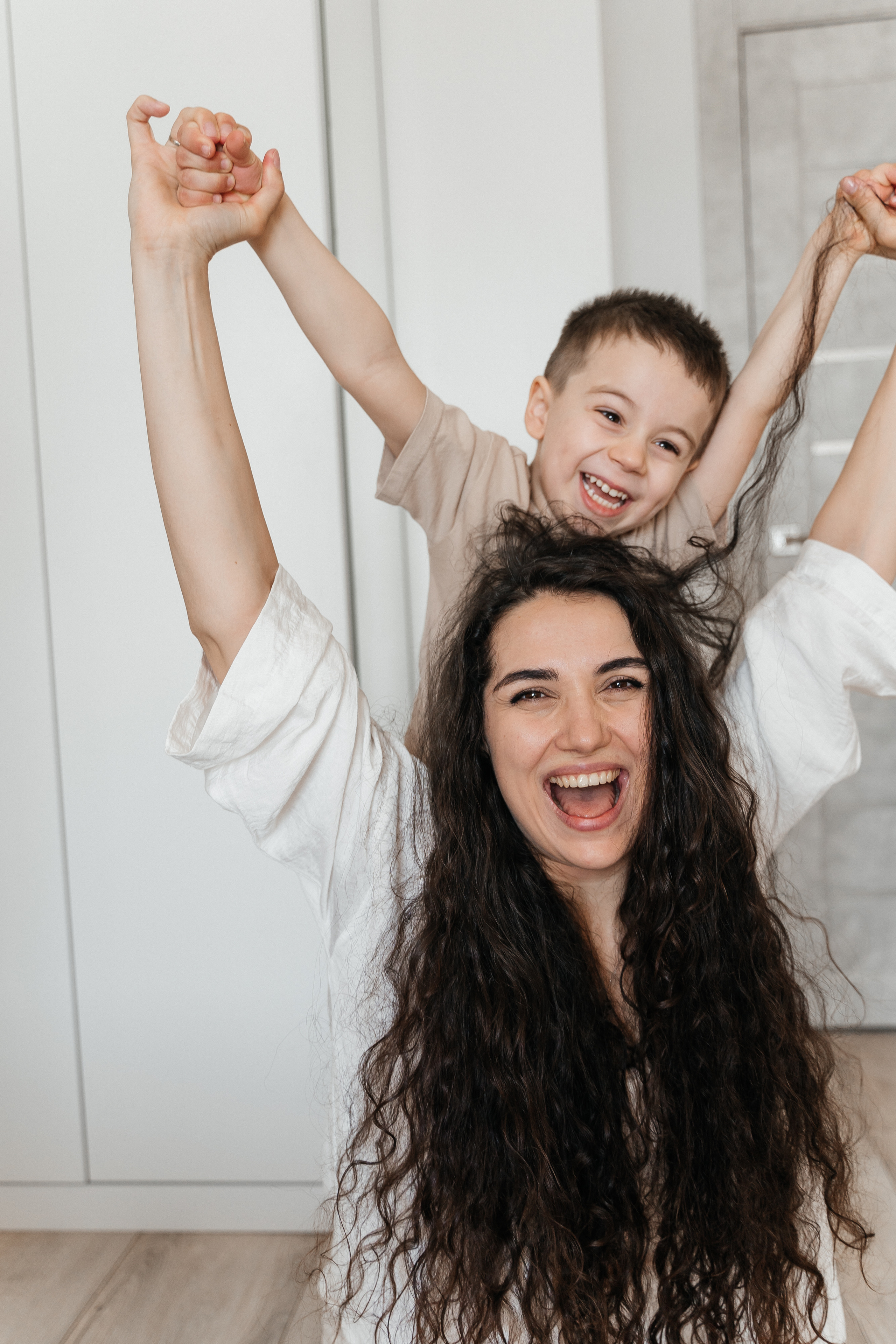 Андрей, Вероника, Миша и Паша. Волик Мария