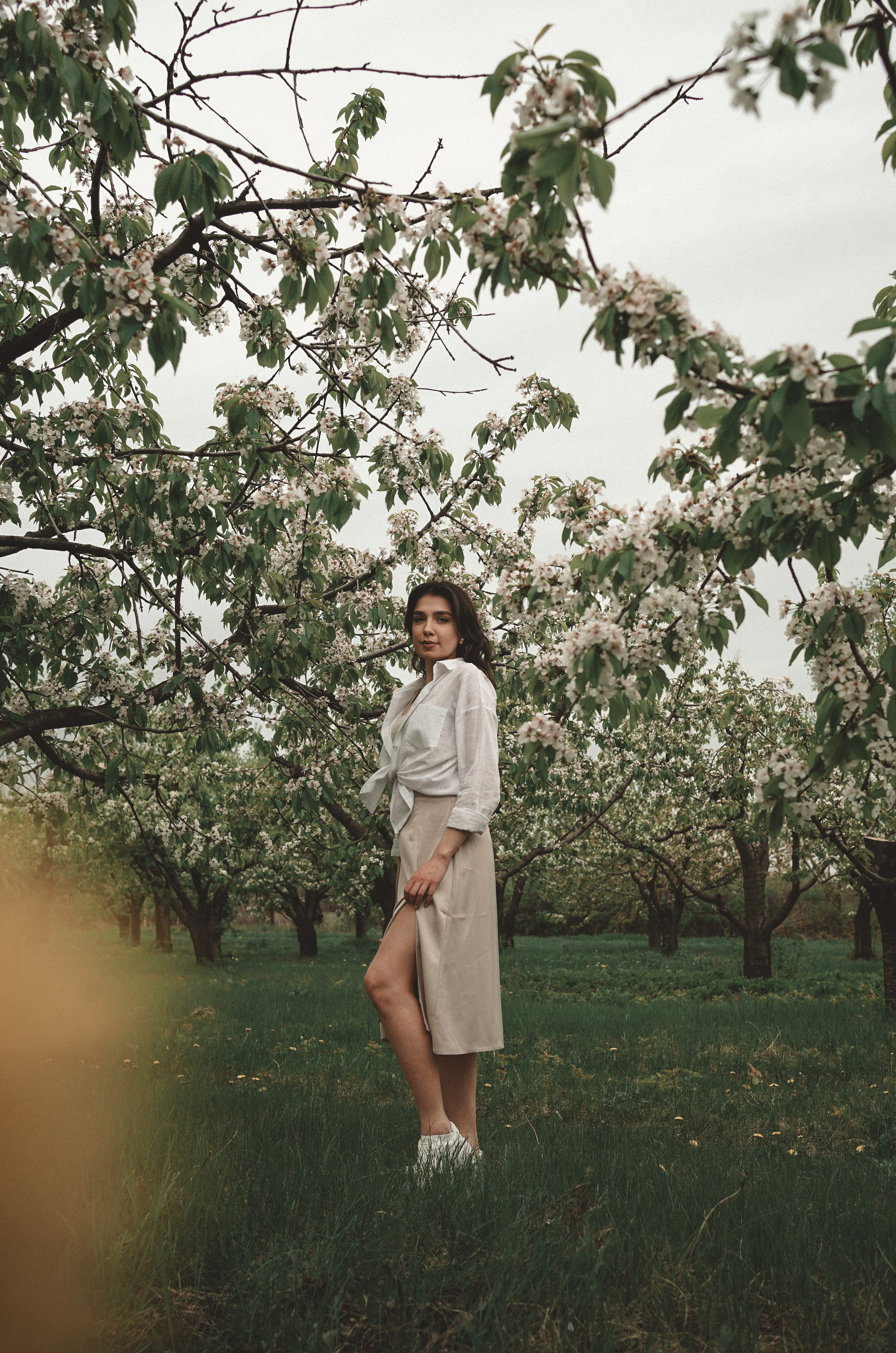 Фотосессия в цветущем саду в пос. Мускатный. Фотограф Ростов-на-Дону. Свадебный фотограф в Ростове-на-Дону. Таинство Крещения и Венчания, семейные фотосессии. Алёна Чёботова